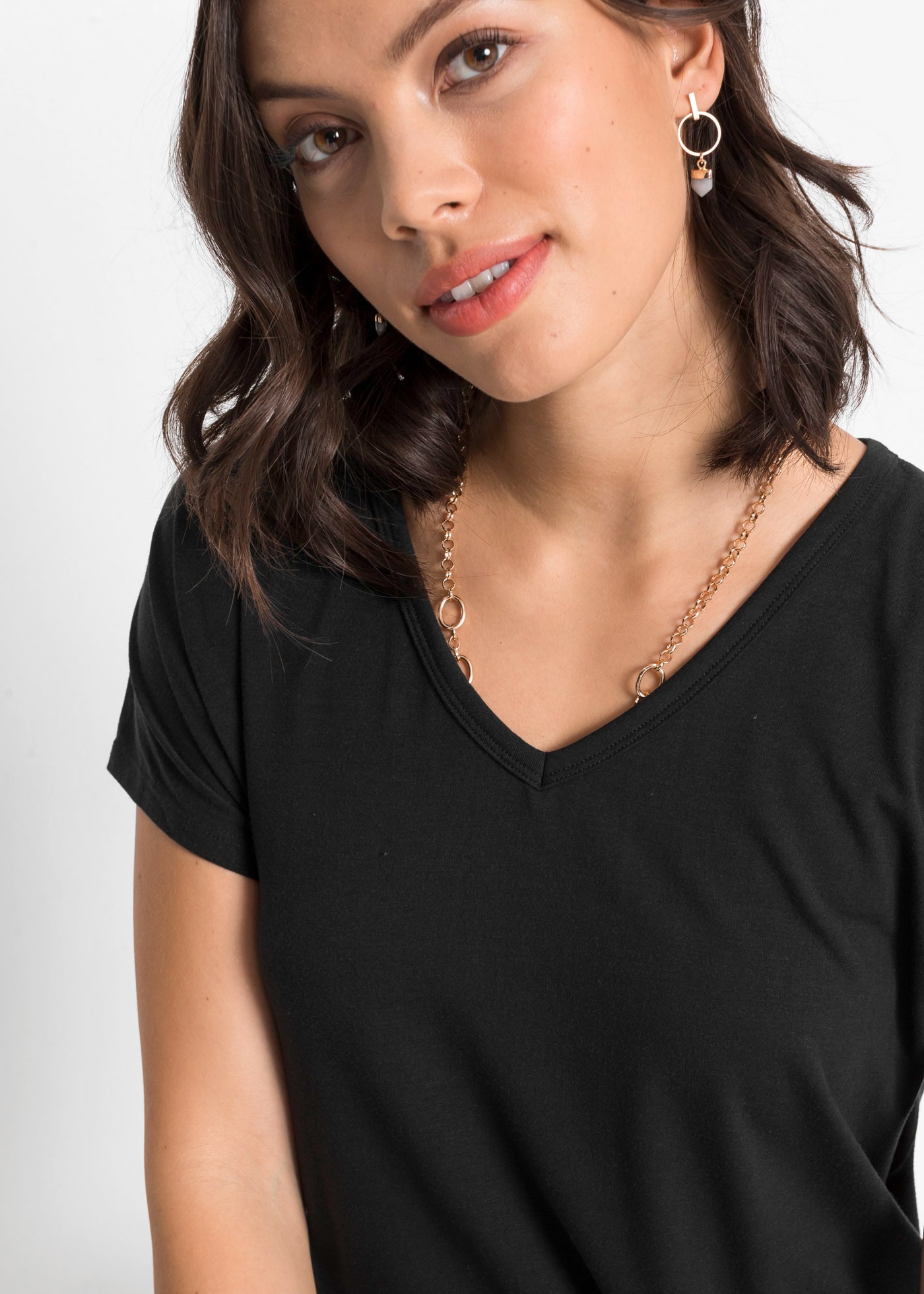 bonprix T-Shirt mit V-Ausschnitt