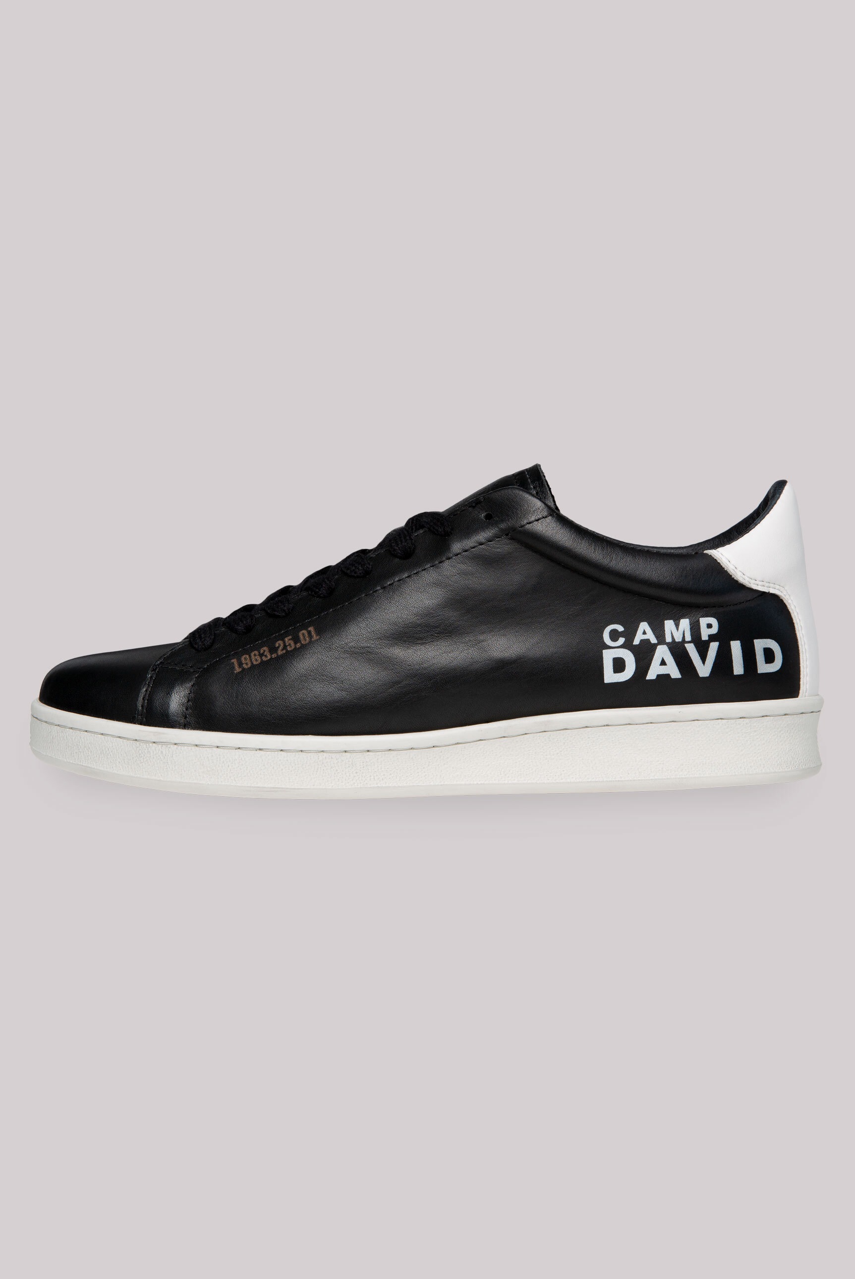 CAMP DAVID Sneaker, mit Wechselfußbett