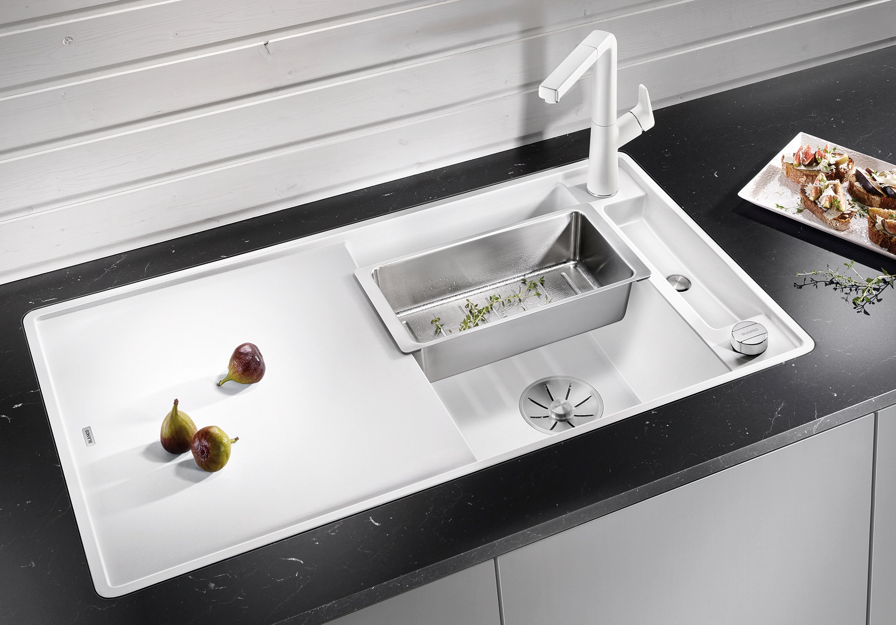 Blanco Granitspüle »AXIA III 5 S-F« 1 Stk. tlg. inklusive gratis Esche-Compound-Brückenschneidebrett