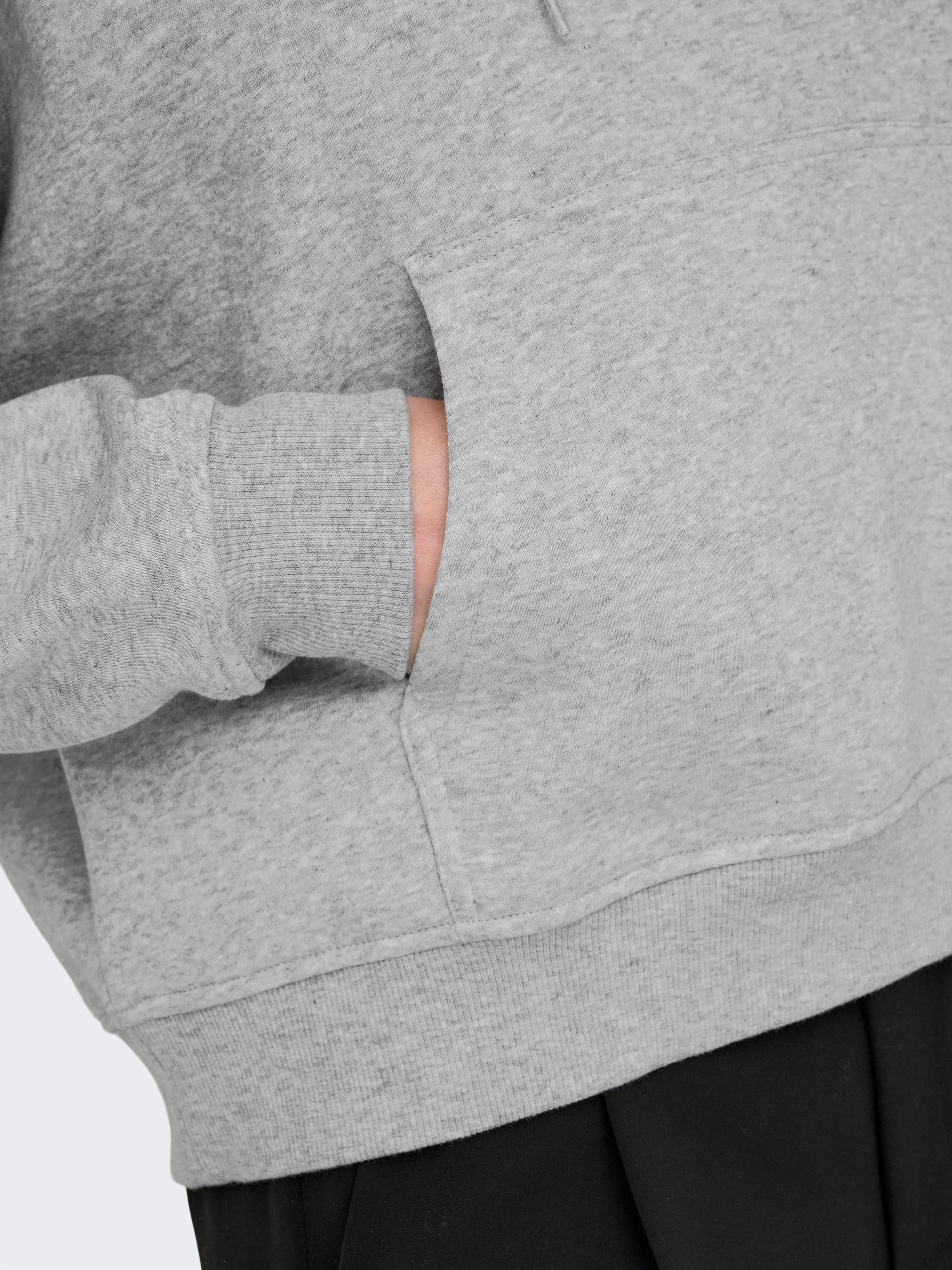 Thumbnail - ONLY Kapuzensweatshirt "ONLSWEAT L/S HOODIE OVERSIZE PKT SWT"