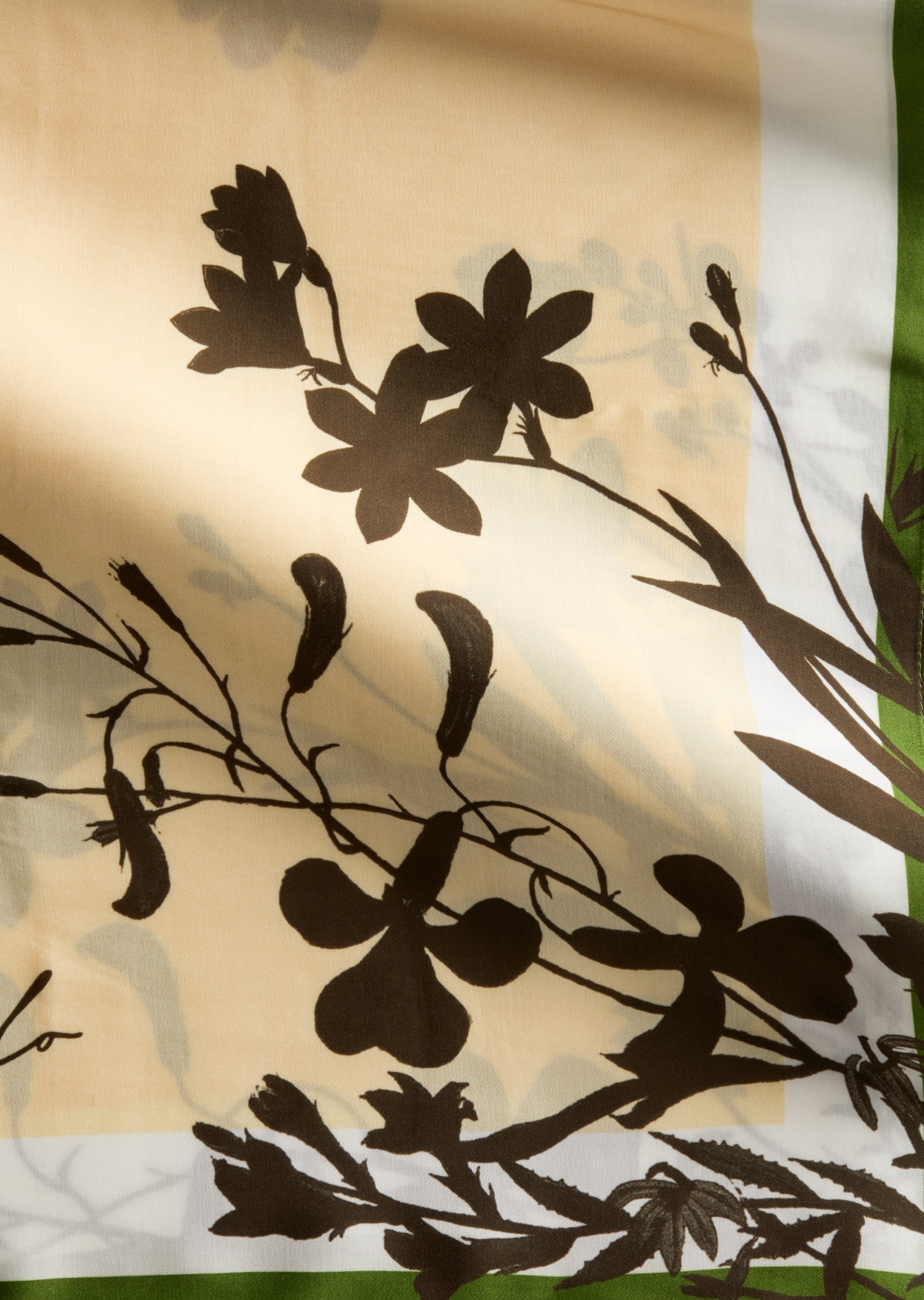 Marc O'Polo Modetuch Satin-Foulard mit lässigem Print