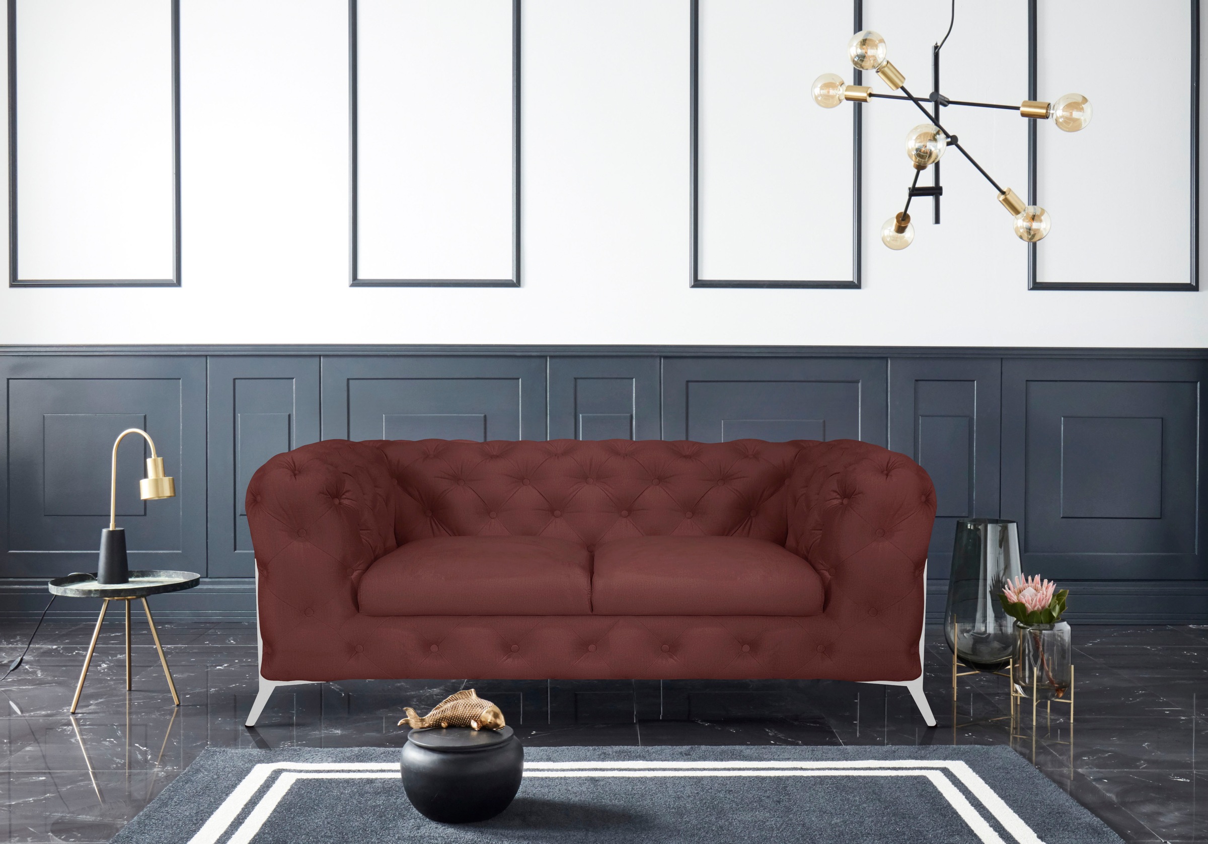 Leonique Chesterfield-Sofa »Amaury«, aufwändige Knopfheftung, moderne Chesterfield Optik, Fußfarbe wählbar