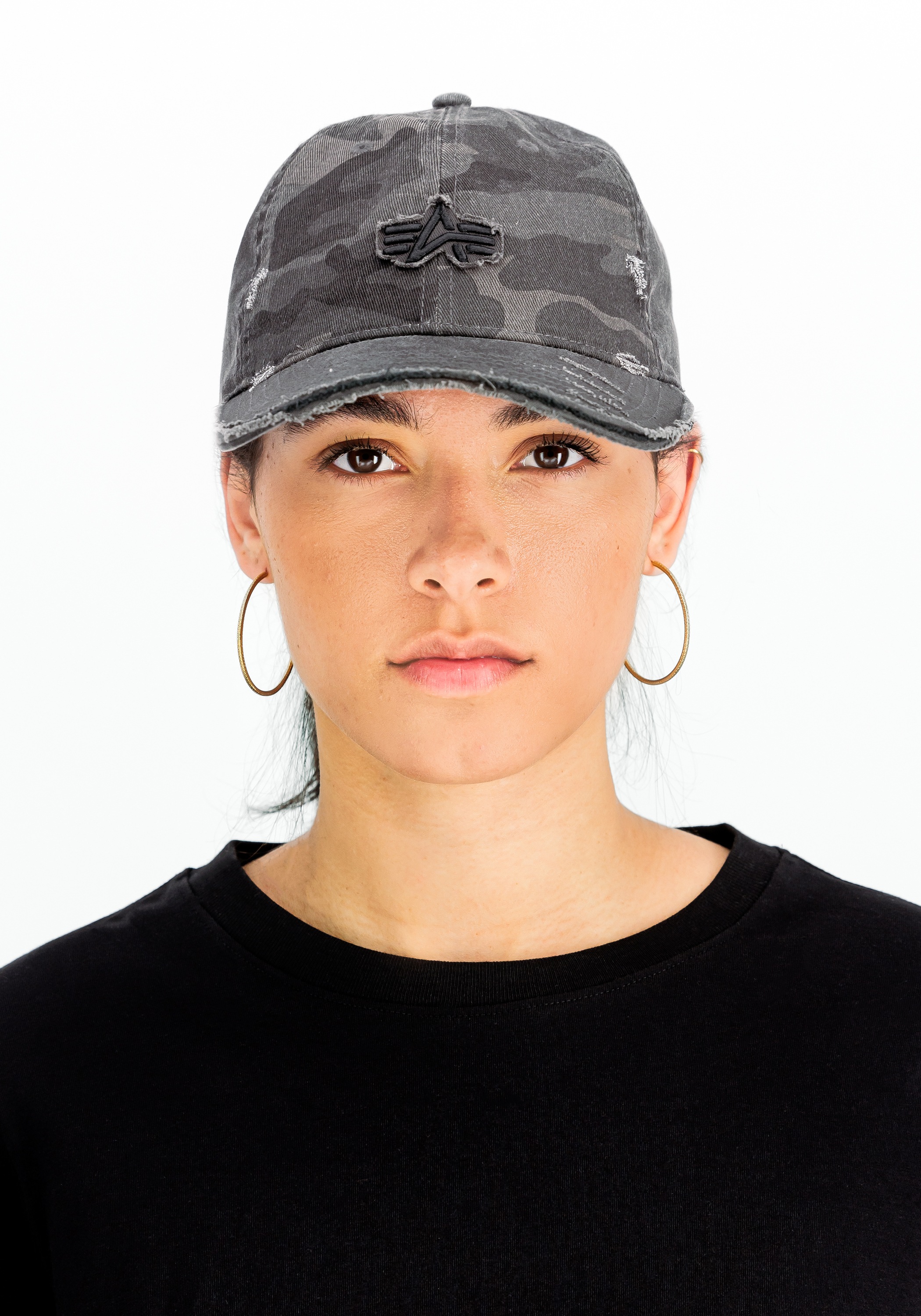 Thumbnail - Alpha Industries Trucker Cap "Distressed Logo Camo Cap"