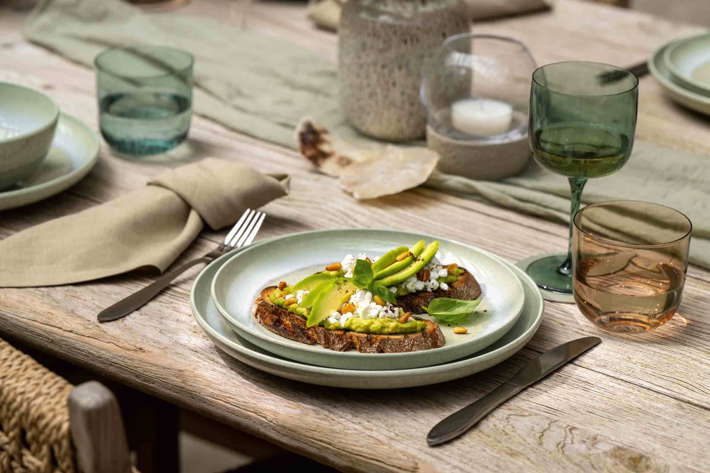 like. by Villeroy & Boch Geschirr-Set »Kaffeeservice Perlemor Alga 18er Set grün« Spülmaschinengeeignet, Mikrowellengeeignet