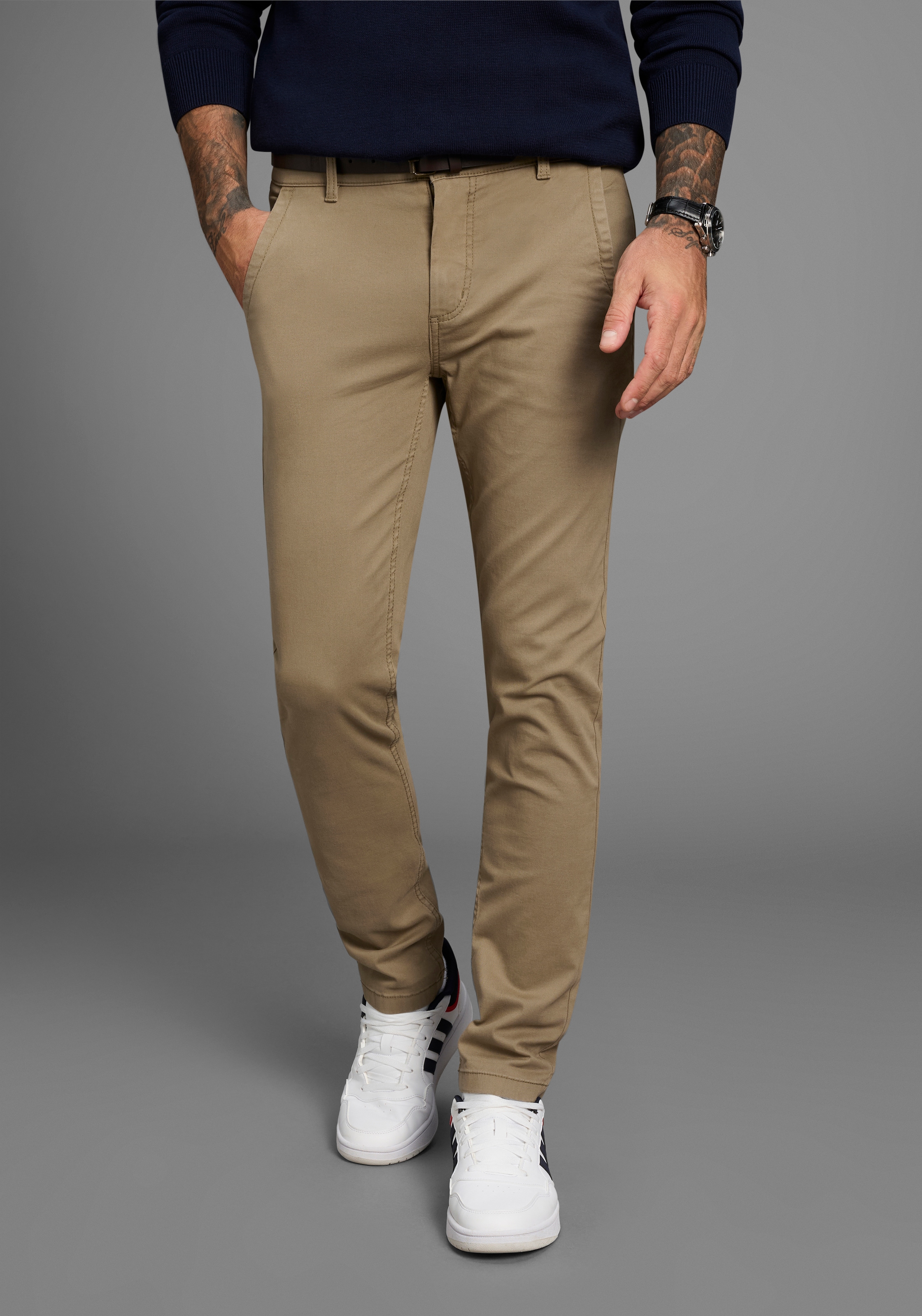 Bruno Banani Chinohose, (Set, mit abnehmbarem Gürtel)