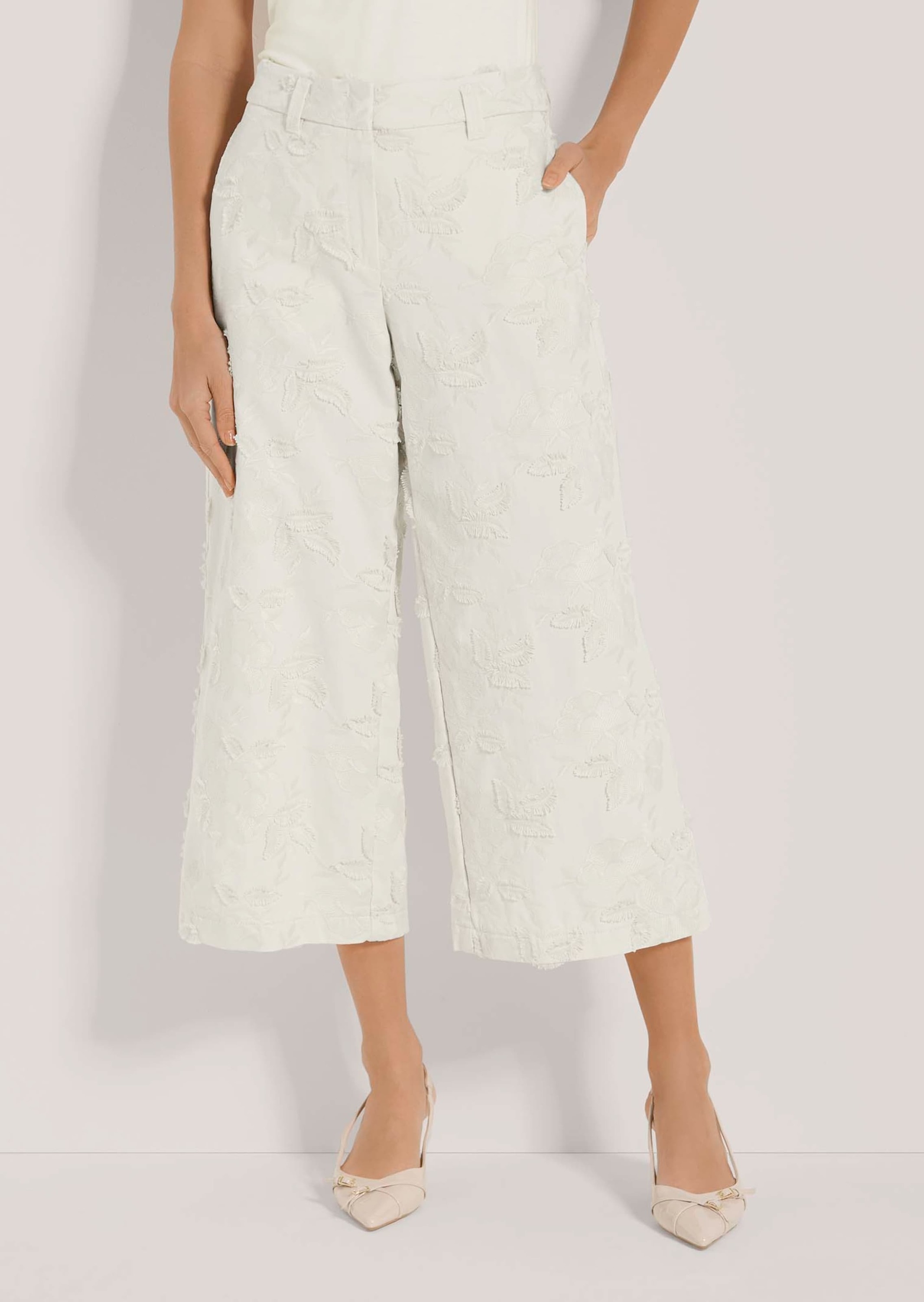 MADELEINE Culotte "Hose Weite Bügelfaltenhose mit Stickerei" günstig online kaufen