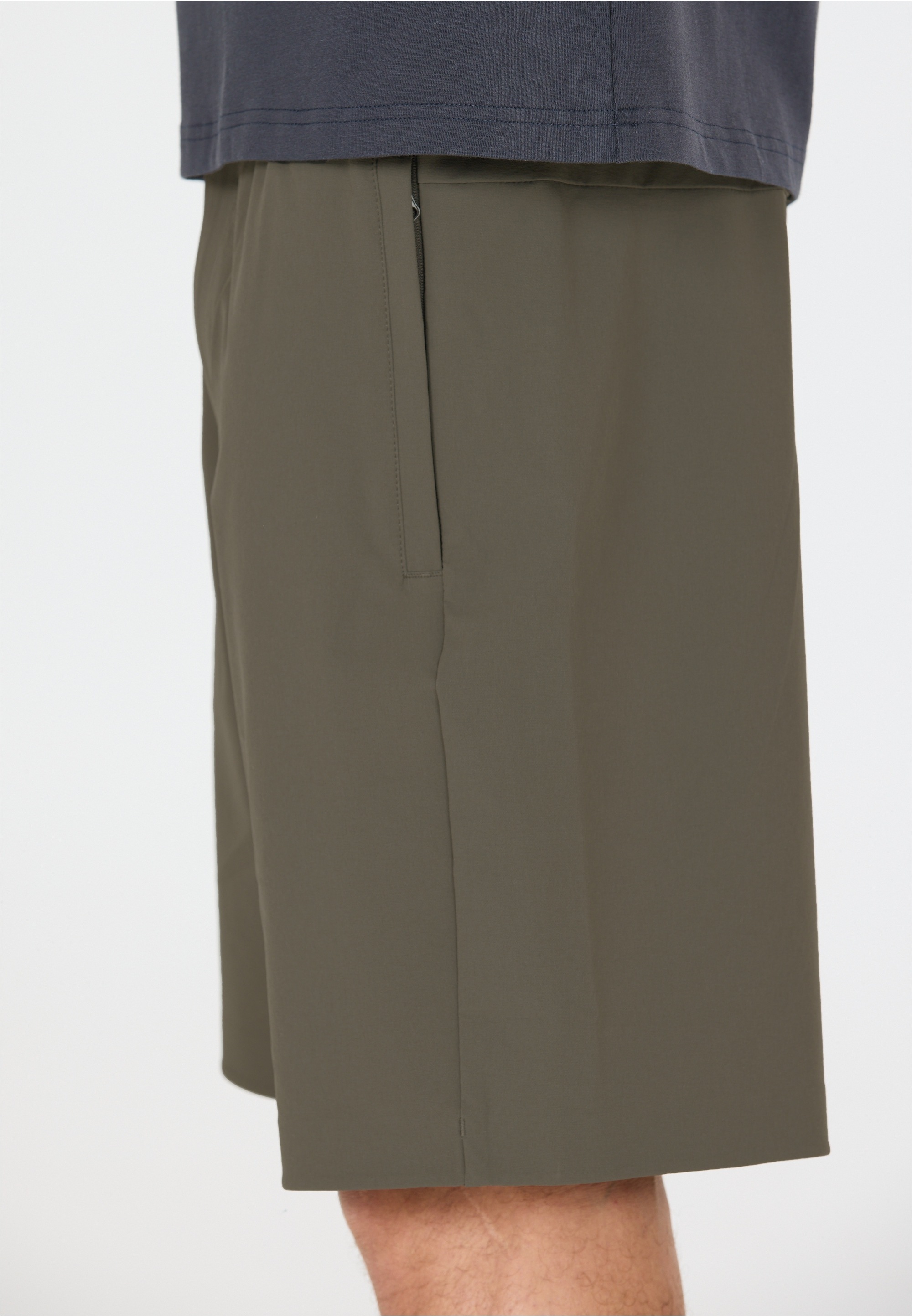 SOS Shorts »Hevellyn«, im atmungsaktiven Design mit Stretchfunktion