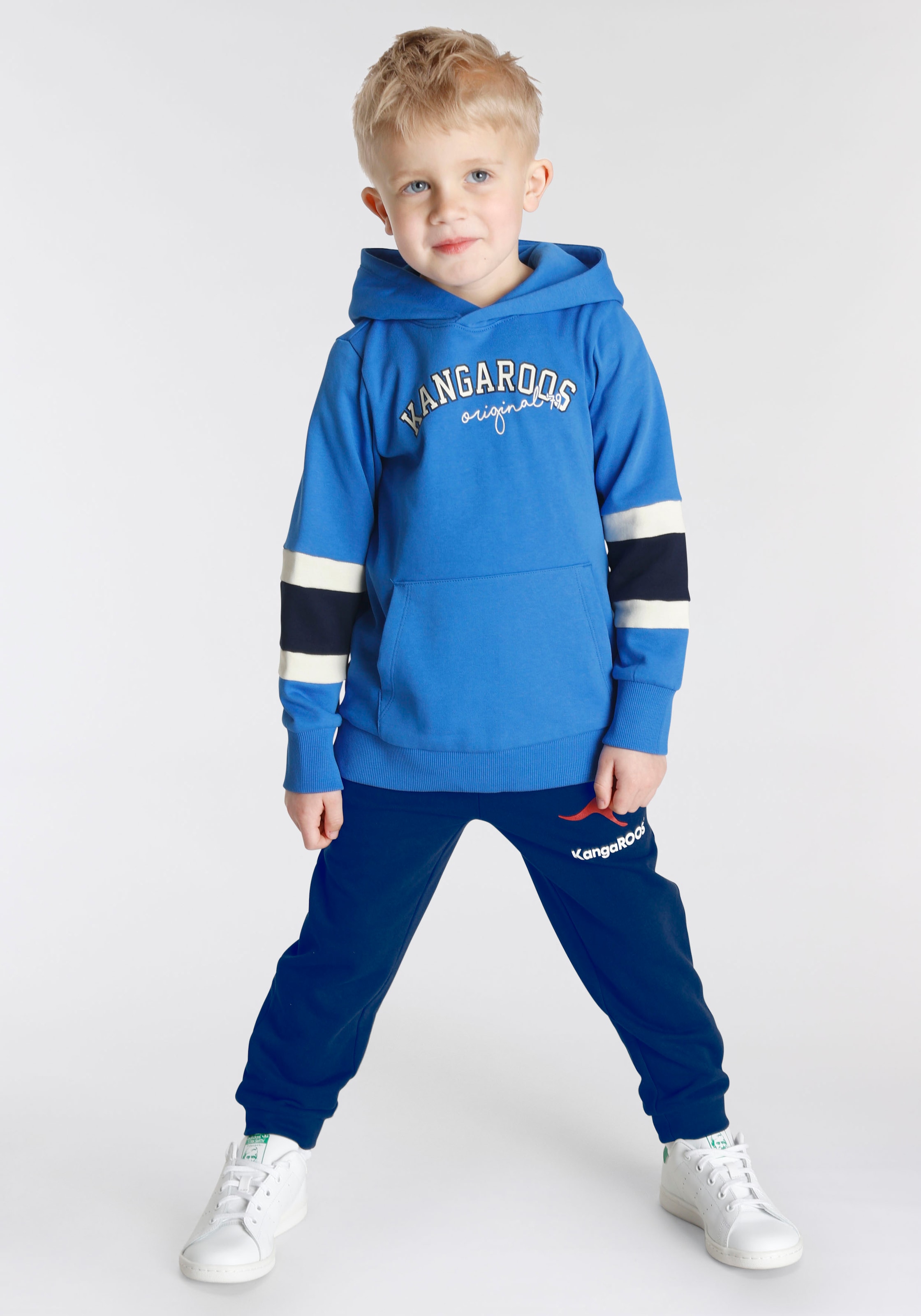 BAUR Mini Streifen den | bestellen Kapuzensweatshirt KangaROOS an »Colorblocking«, Jungen Ärmeln, für mit