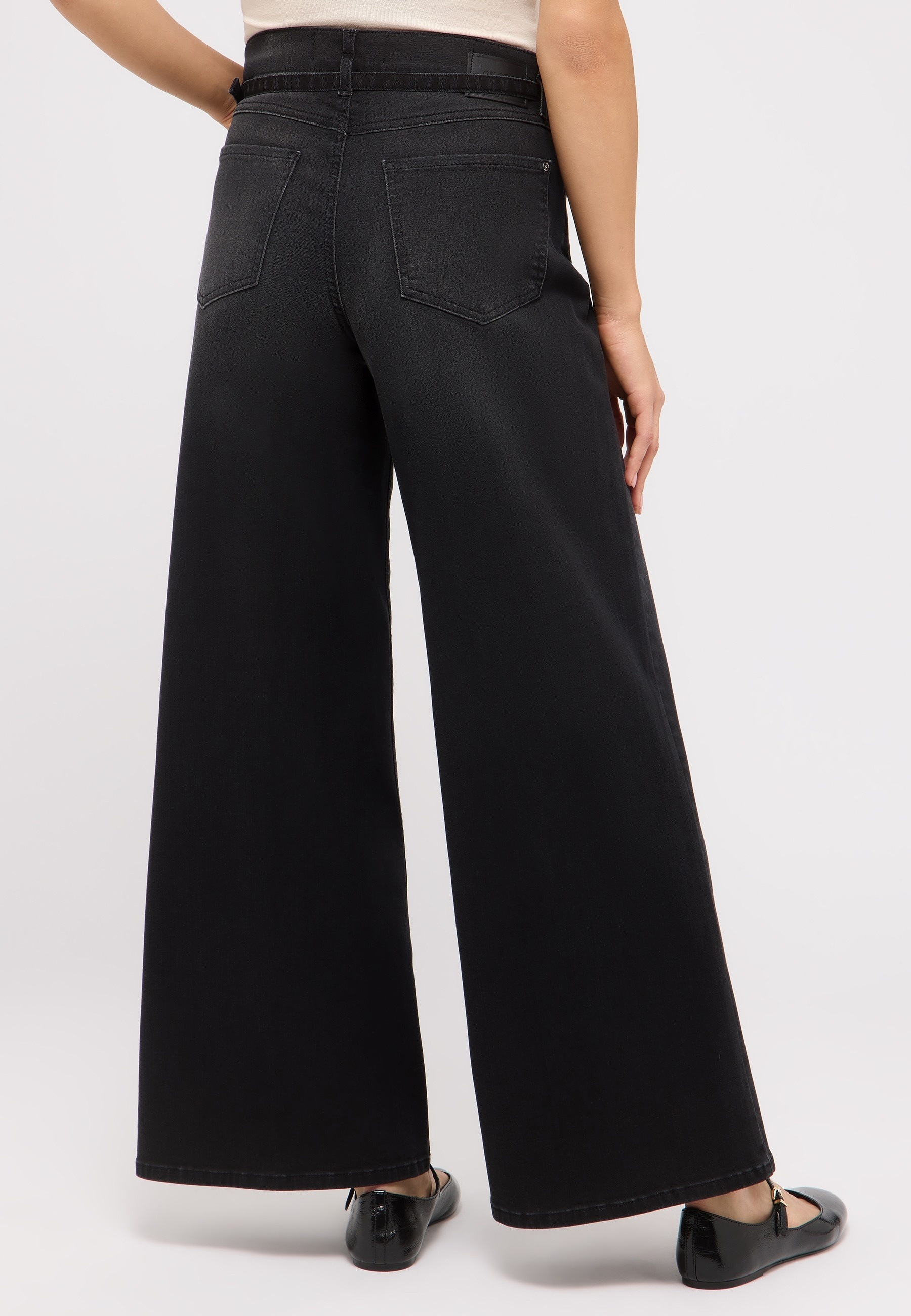 ANGELS Relax-fit-Jeans »LIVA BELT«, mit sehr weitem Bein und Gürtel