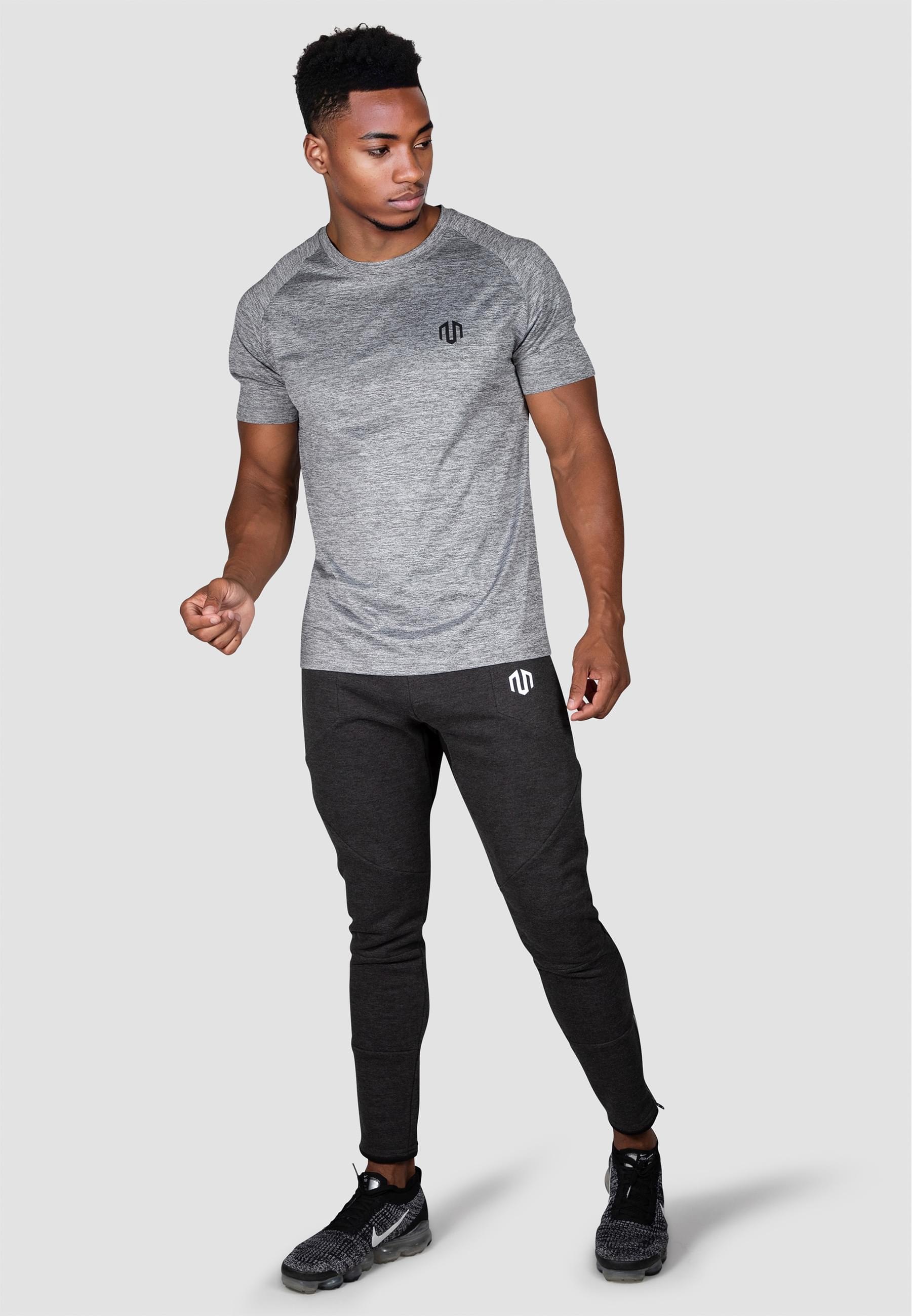 MOROTAI Jogginghose »MOROTAI Herren Morotai Neotech Sweatpants«, (1 tlg.)