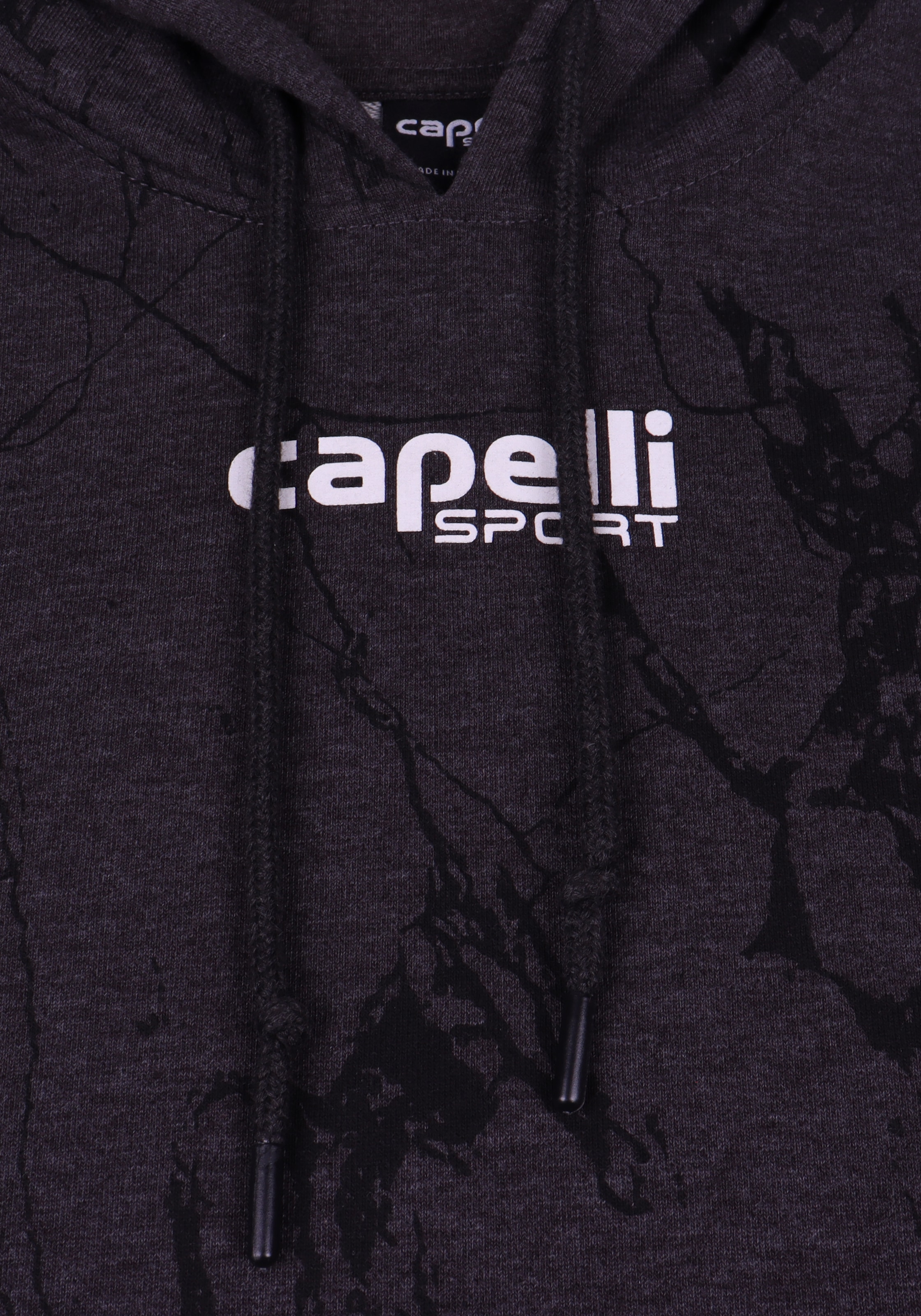 Capelli Sport Hoodie , Kängurutasche für kleine Gegenstände vorn
