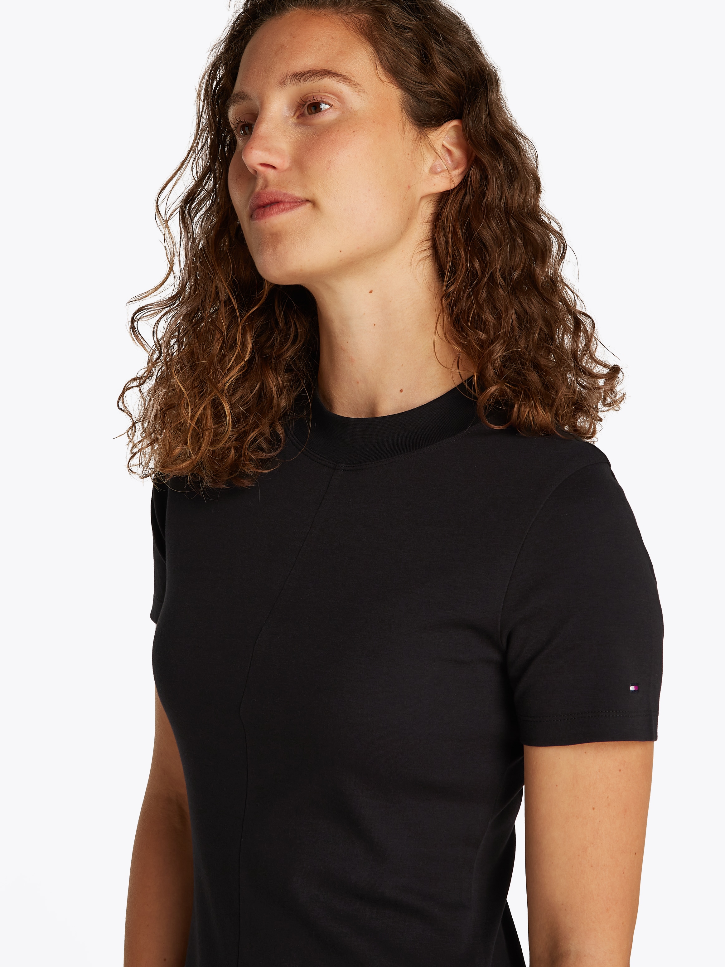 Tommy Hilfiger Midikleid »MODERN F&F MIDI DRESS«, mit Logostickerei, mit Teilungsnähten