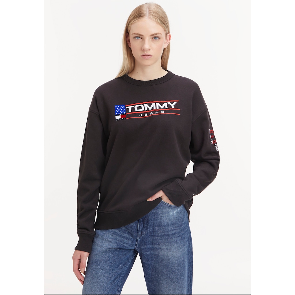 Tommy Jeans Sweater »TJW RLX MODERN SPORT 1 CREW« mit Tommy Jeans Branding-Stickerei am Ärmel