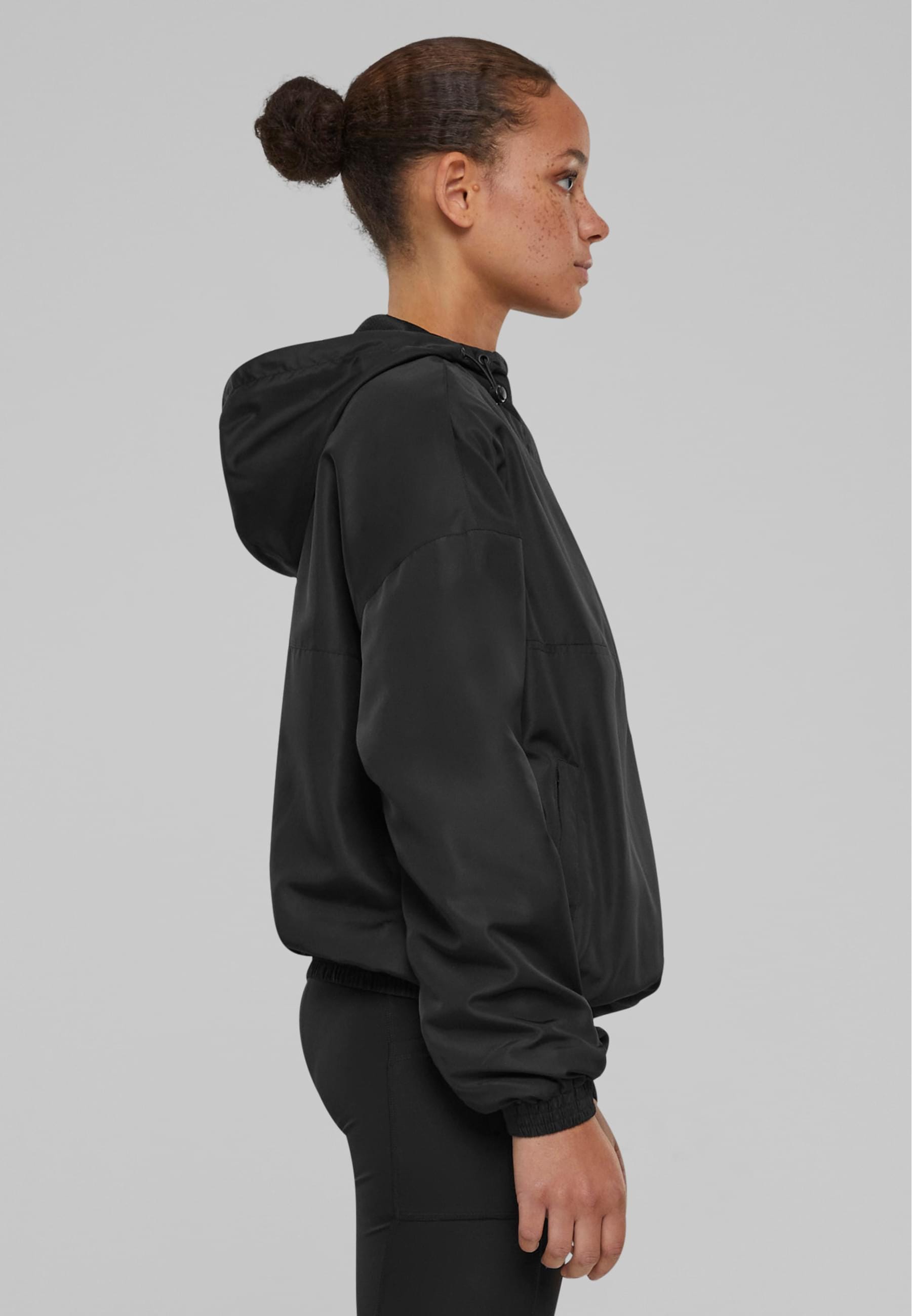URBAN CLASSICS Allwetterjacke »Urban Classics Damen Ladies Recycled Oversized Pullover Jacket«, (1 St.), mit Kapuze