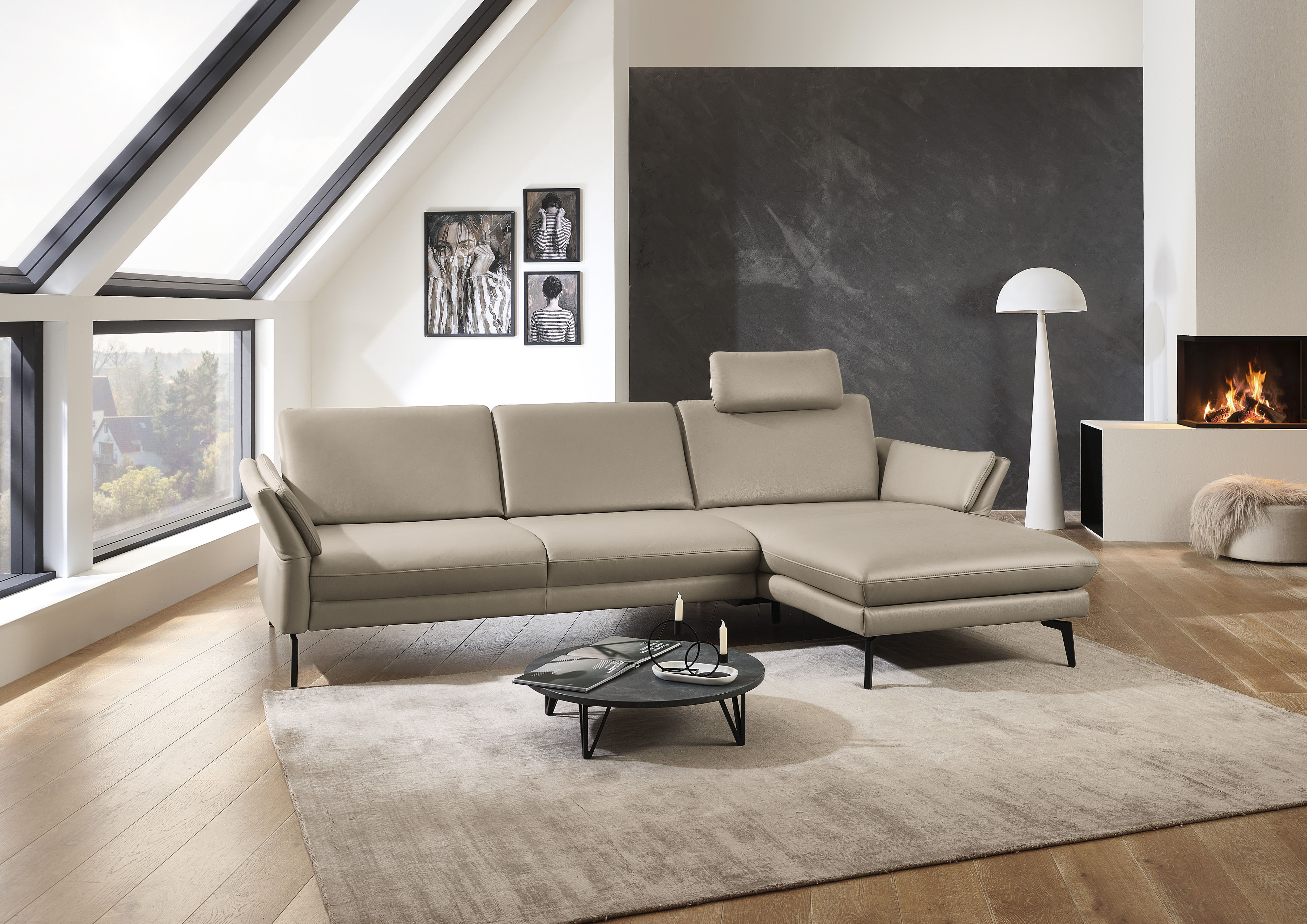 Die PlanBar Ecksofa "PN-EM23050, L-Form, Breite 289 cm, Leder" Optional mit Echtleder-Rücken, Kopfstütze, Sitz- und Armverstellung