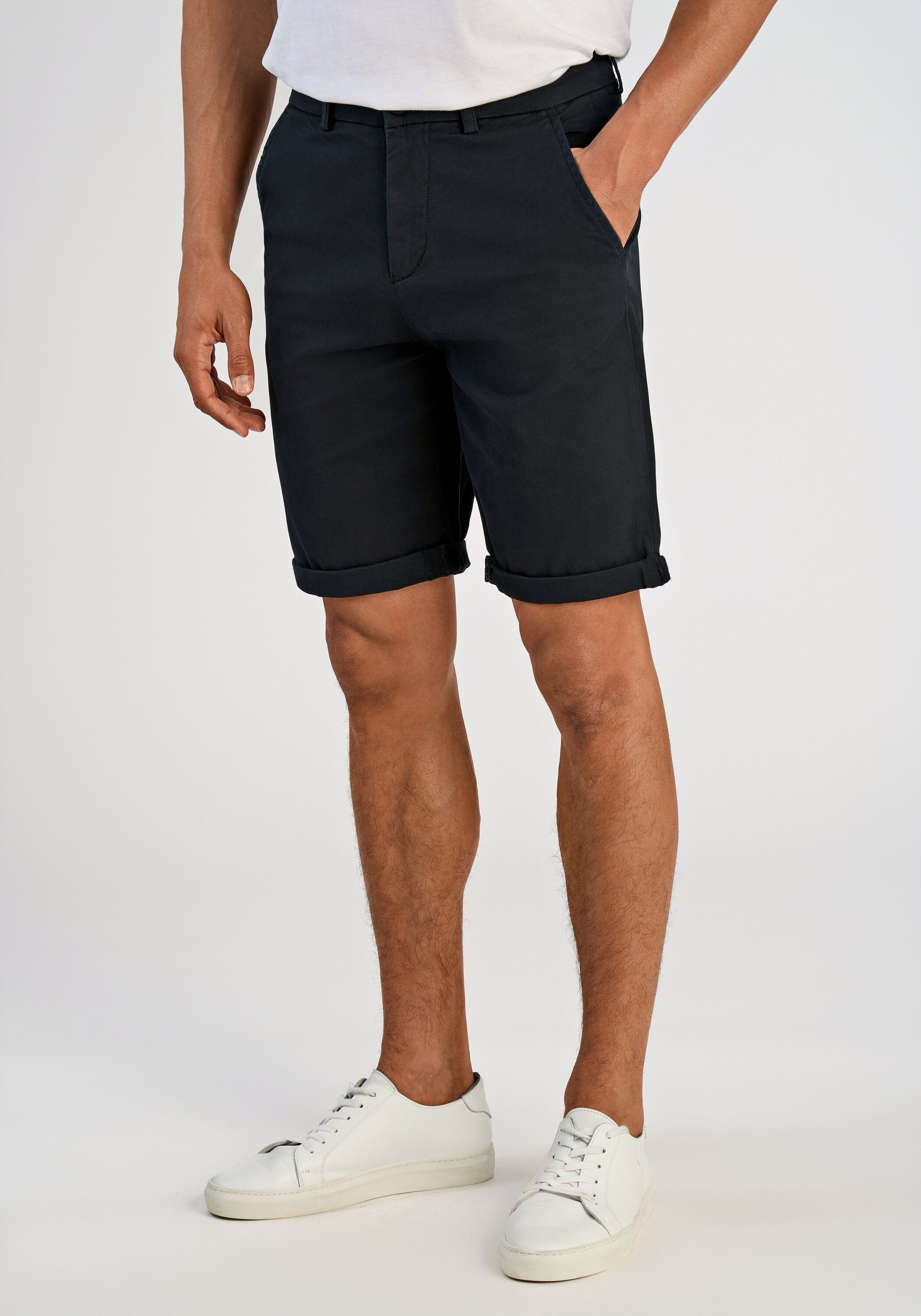 LINDBERGH Chinoshorts "Chino-Shorts Relaxed Fit"
