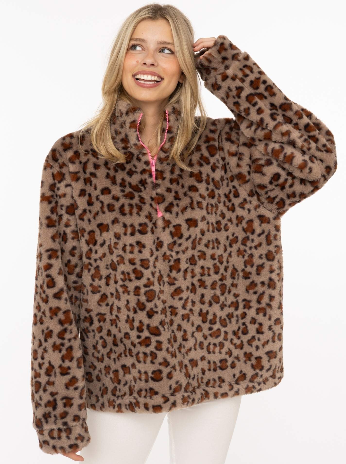 Zwillingsherz Troyer "Fake Fur Troyer Cozy Leo" mit Stehkragen, Reißverschluß, flauschiges Material, Leo-Allover