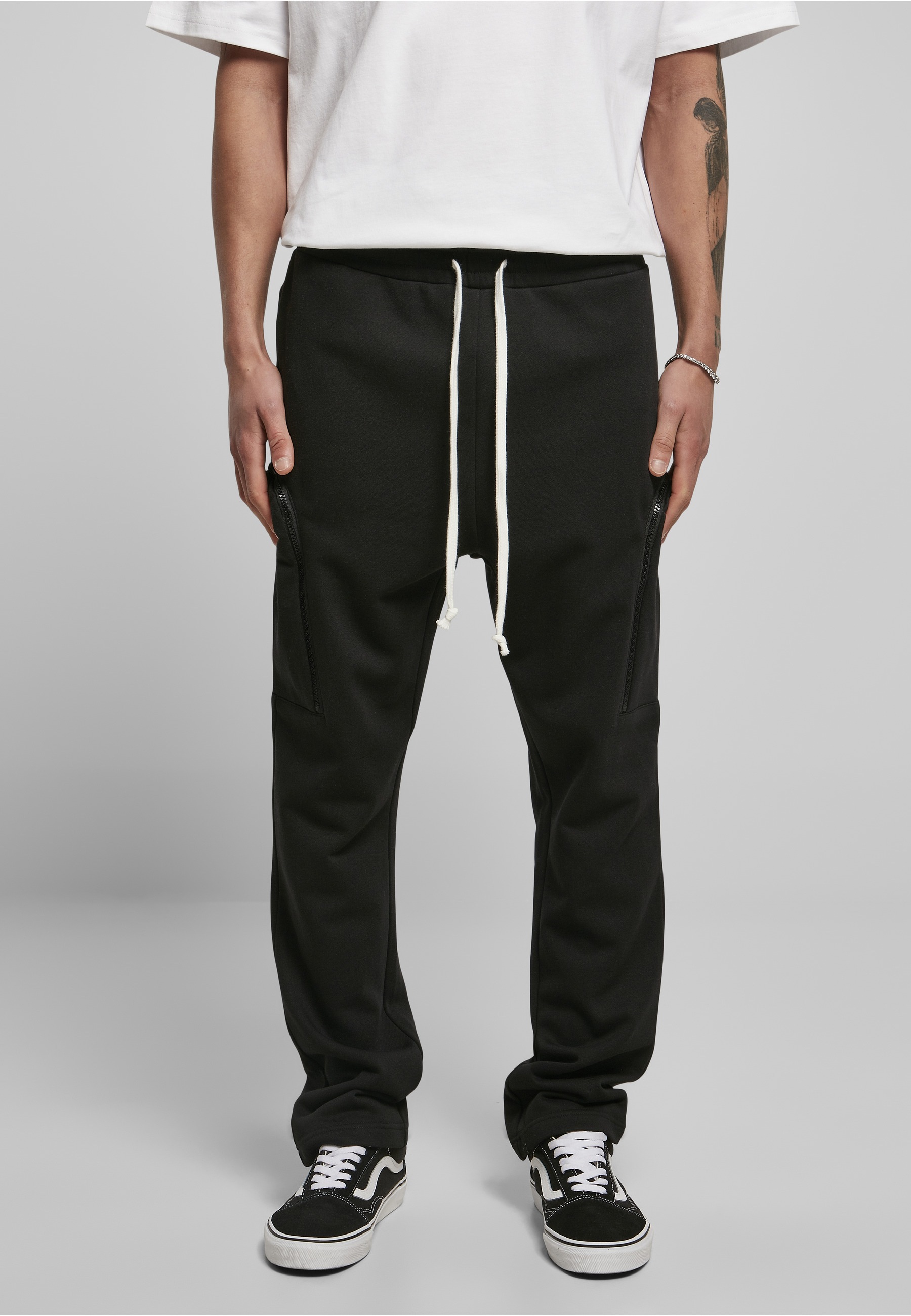 URBAN CLASSICS Cargohose »Urban Classics Herren Low Crotch Cargo Sweatpants«