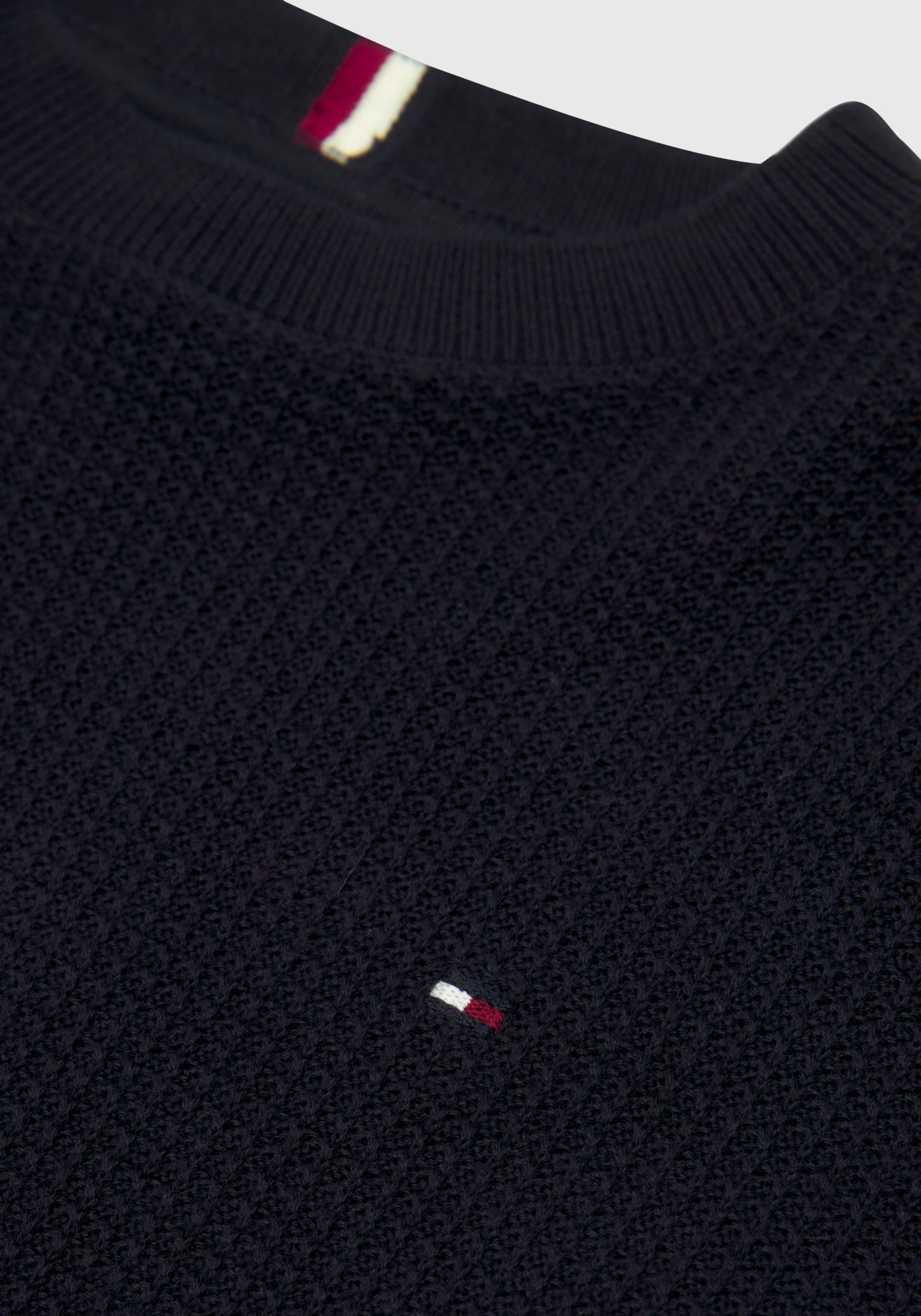 Tommy Hilfiger Strickpullover »ESSENTIAL SWEATER«, mit überschnittenen Schultern