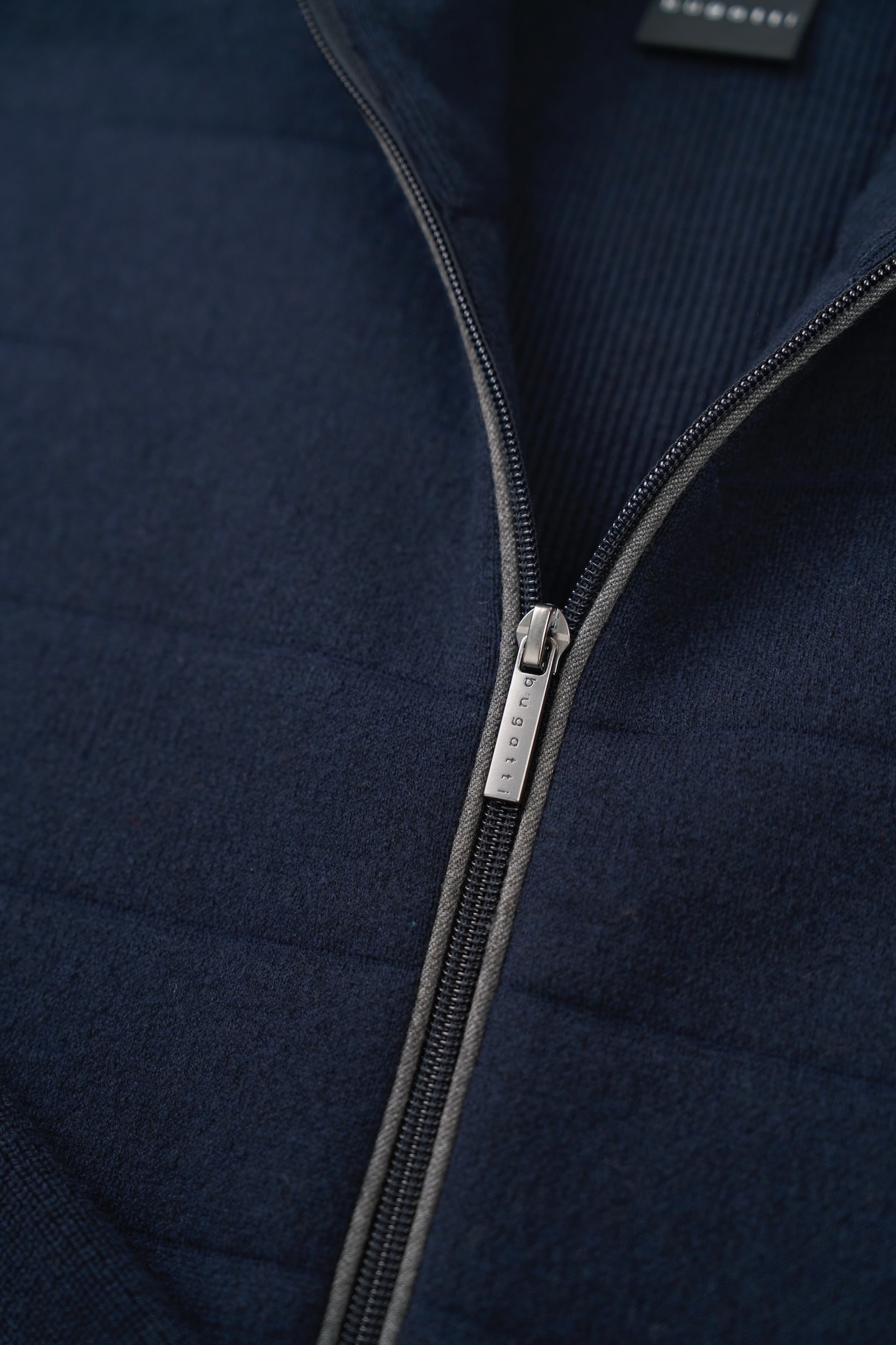 bugatti Strickjacke, mit Stehkragen