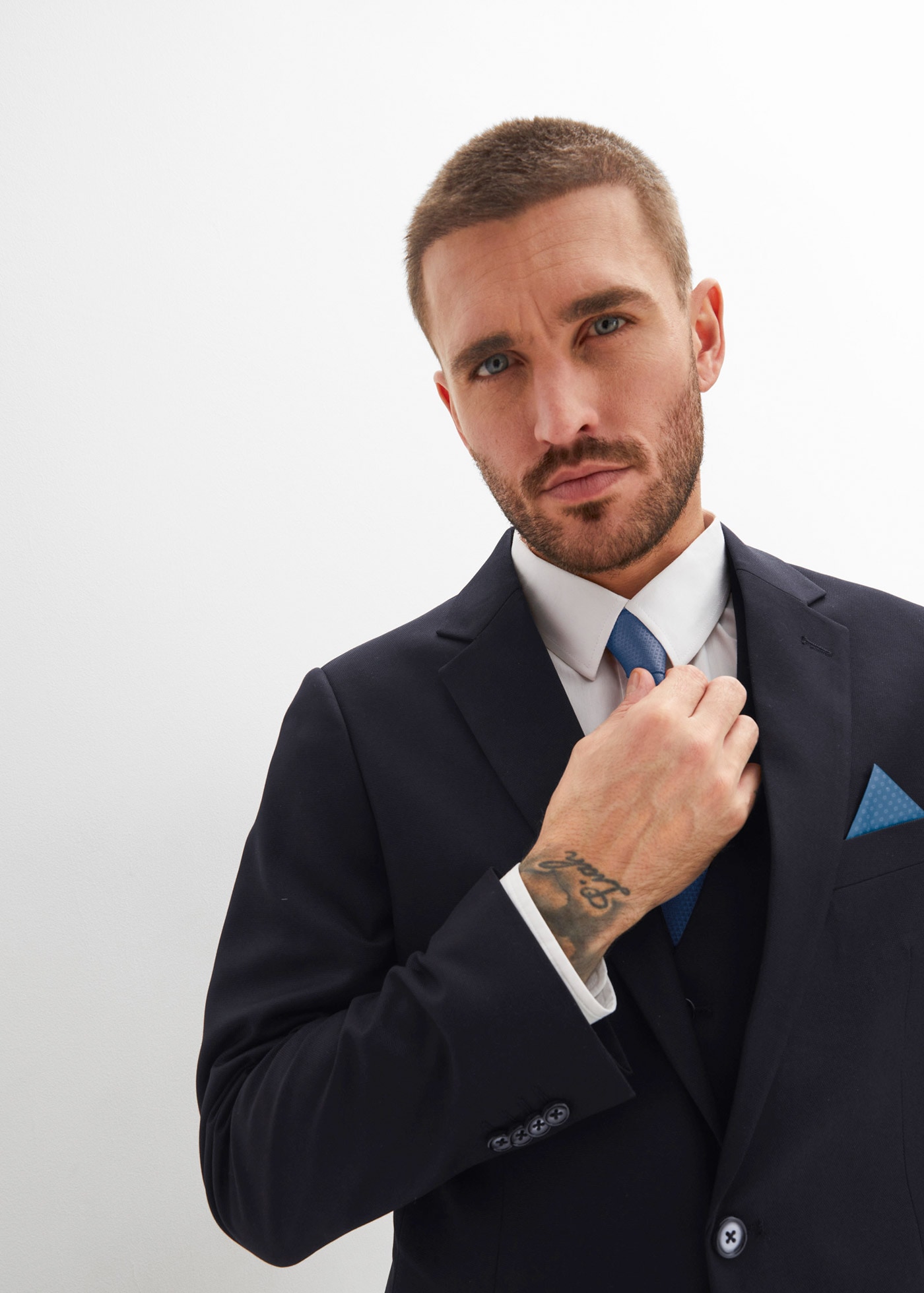 bonprix Anzug 4-teilig Set, 4,  slim fit 
