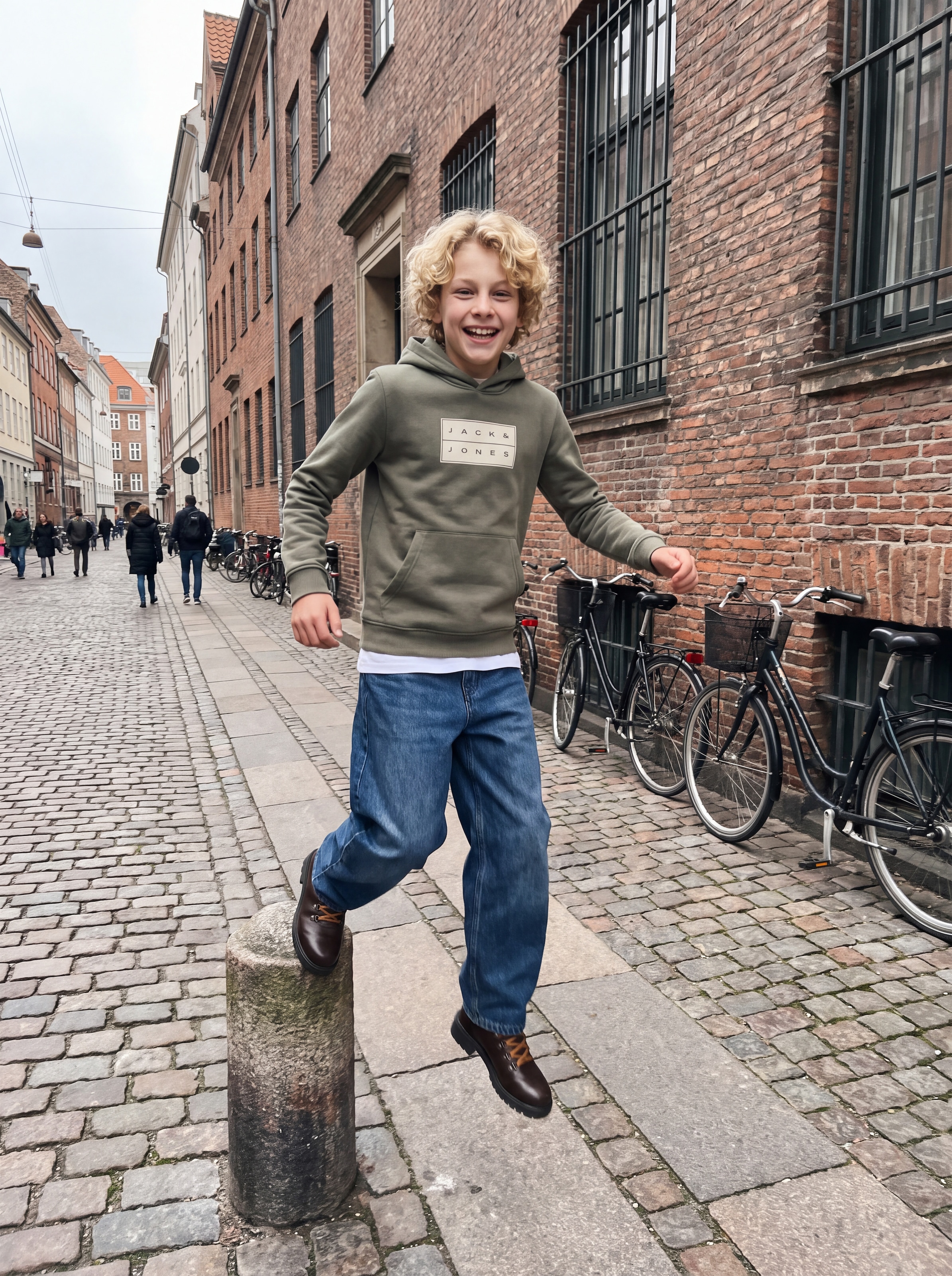 Jack & Jones Junior Kapuzensweatshirt »JCOFUSION BOX SWEAT HOOD JNR«, Baumwollmischung, regular fit
