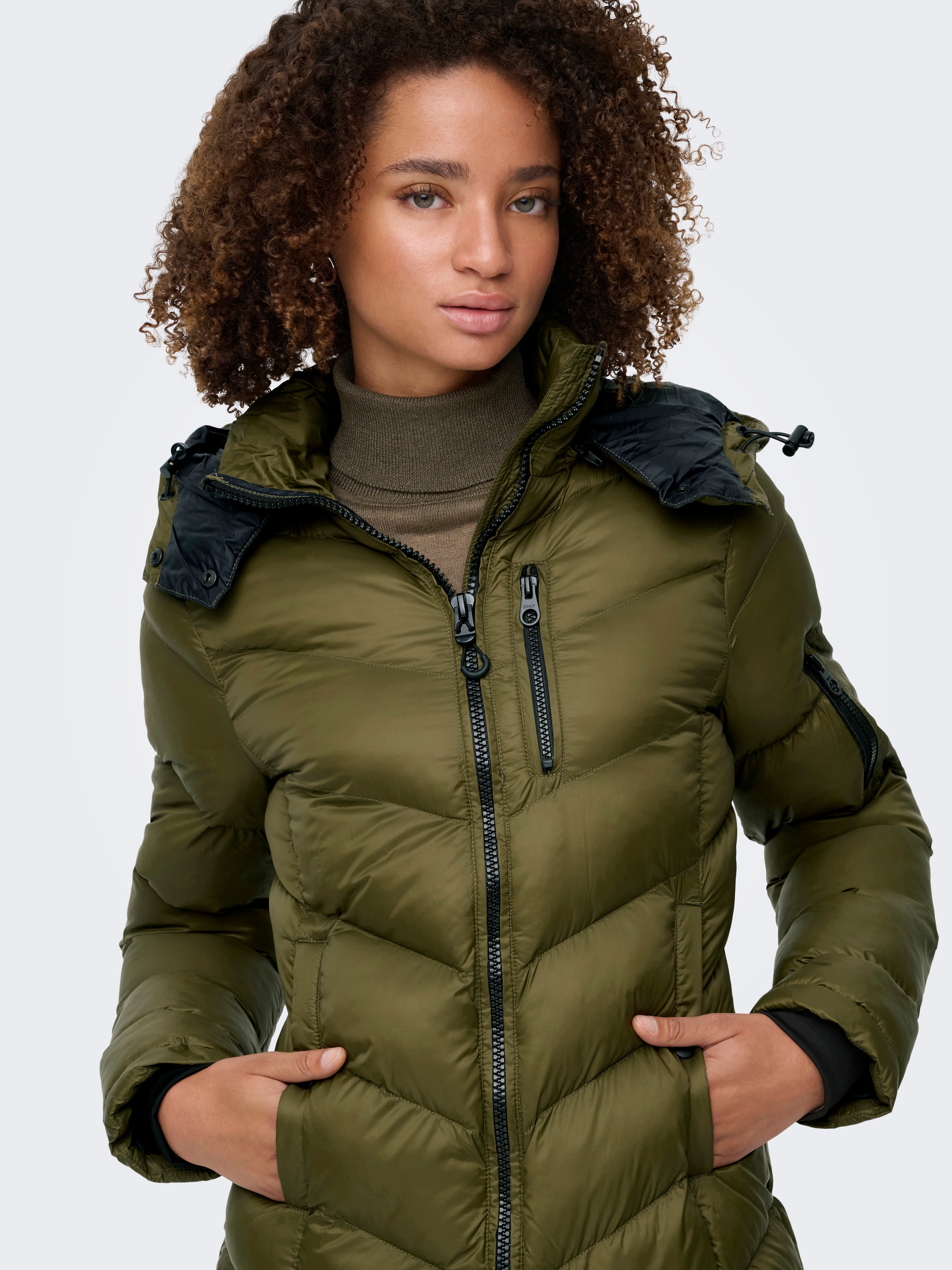 ONLY Steppmantel »ONLTAHIA LW QUILTED COAT CC OTW«