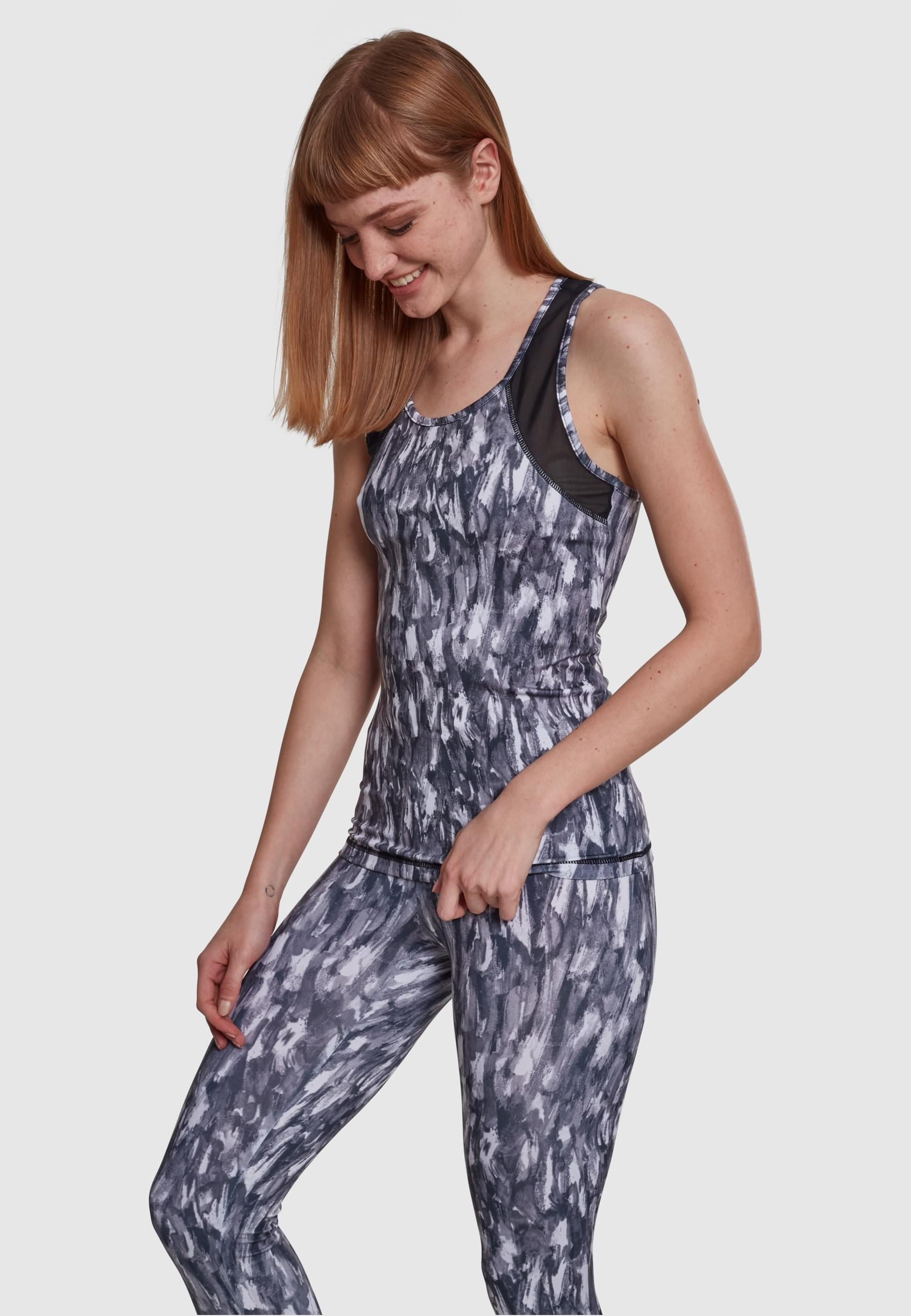 URBAN CLASSICS Muskelshirt »Urban Classics Damen Ladies Active Graphic Top«, (1 tlg.)