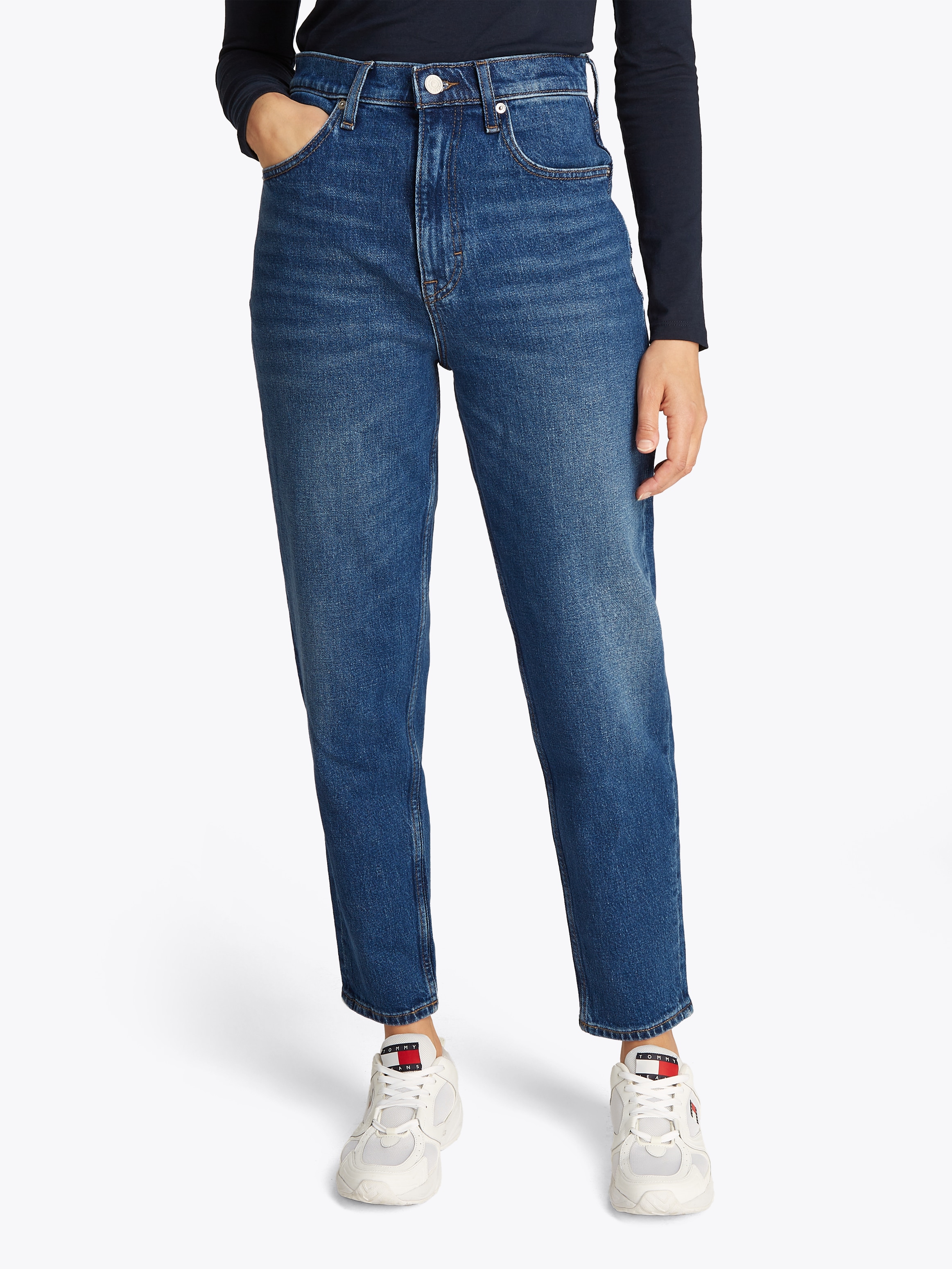 Tommy Jeans Mom-Jeans "Tommy Jeans - High waist - Mom-Jeans", mit Logo-Stickereien