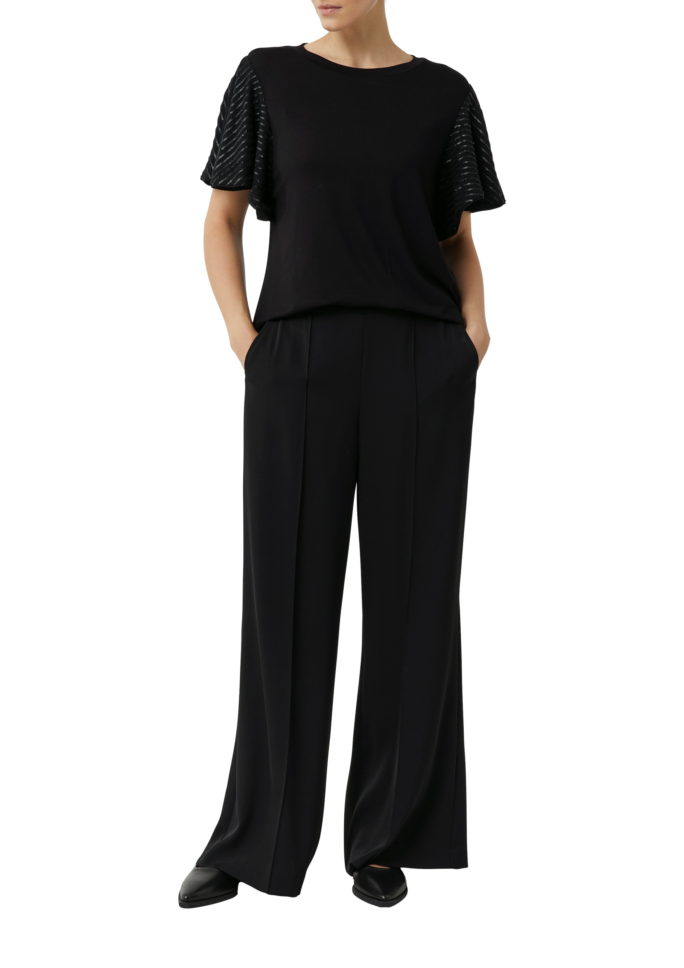 Comma Rundhalsshirt mit Pailletenbesatz an den Ärmeln günstig online kaufen