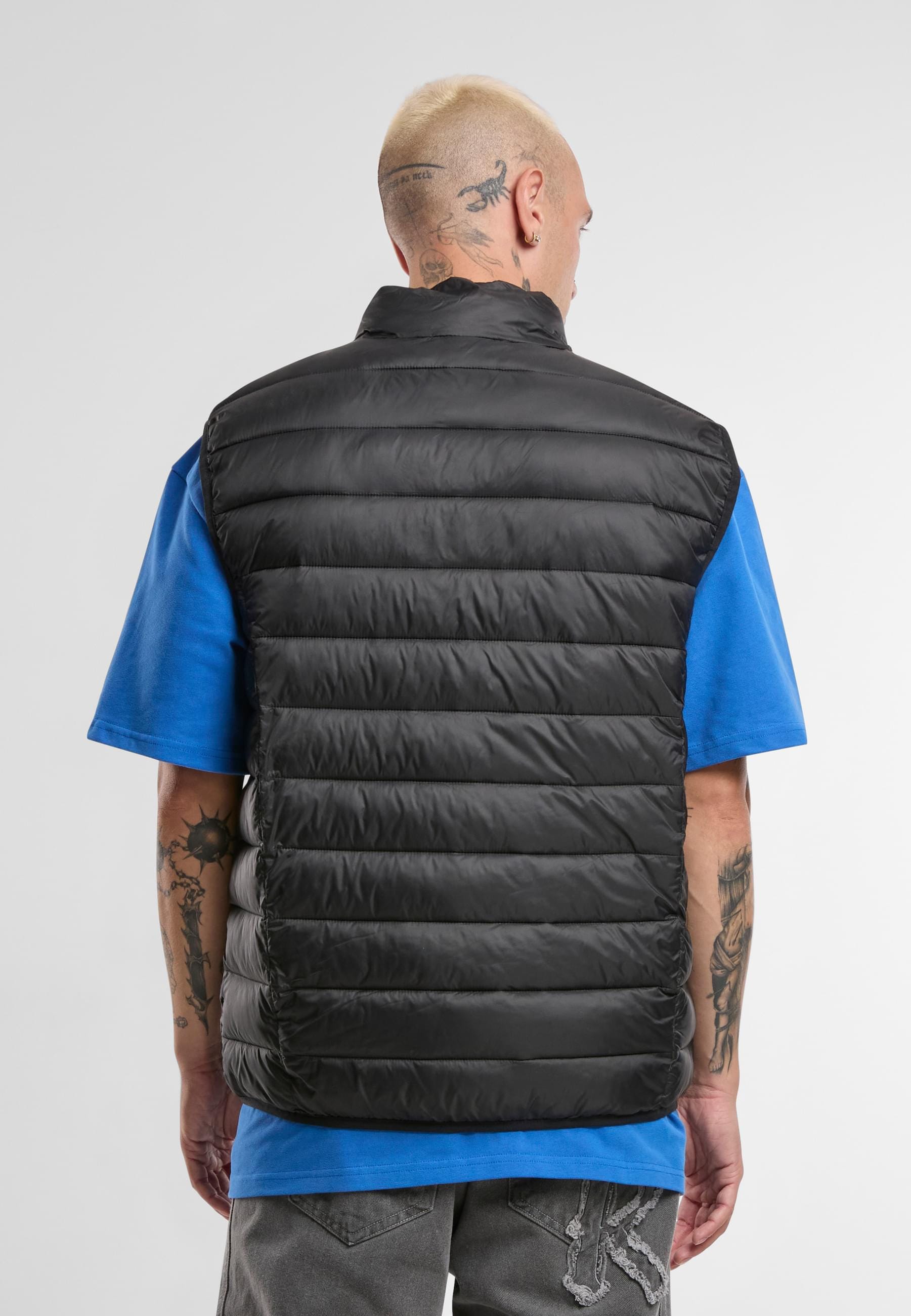 Karl Kani Steppweste »Karl Kani Karl Kani Sport Patch Light Puffer Vest«, (1 tlg.)