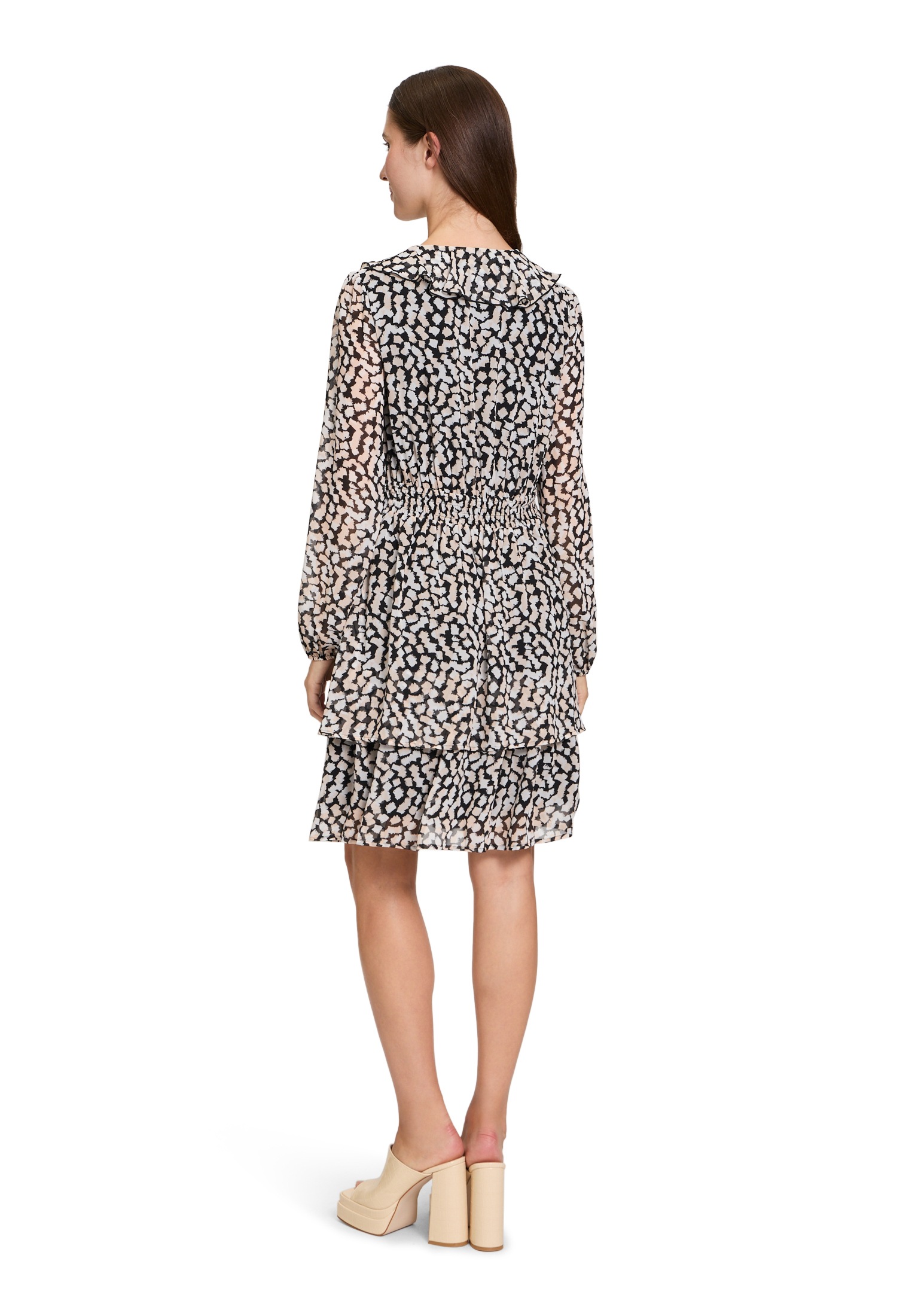 Cartoon Chiffonkleid »Cartoon Chiffonkleid mit Stufen«, Form