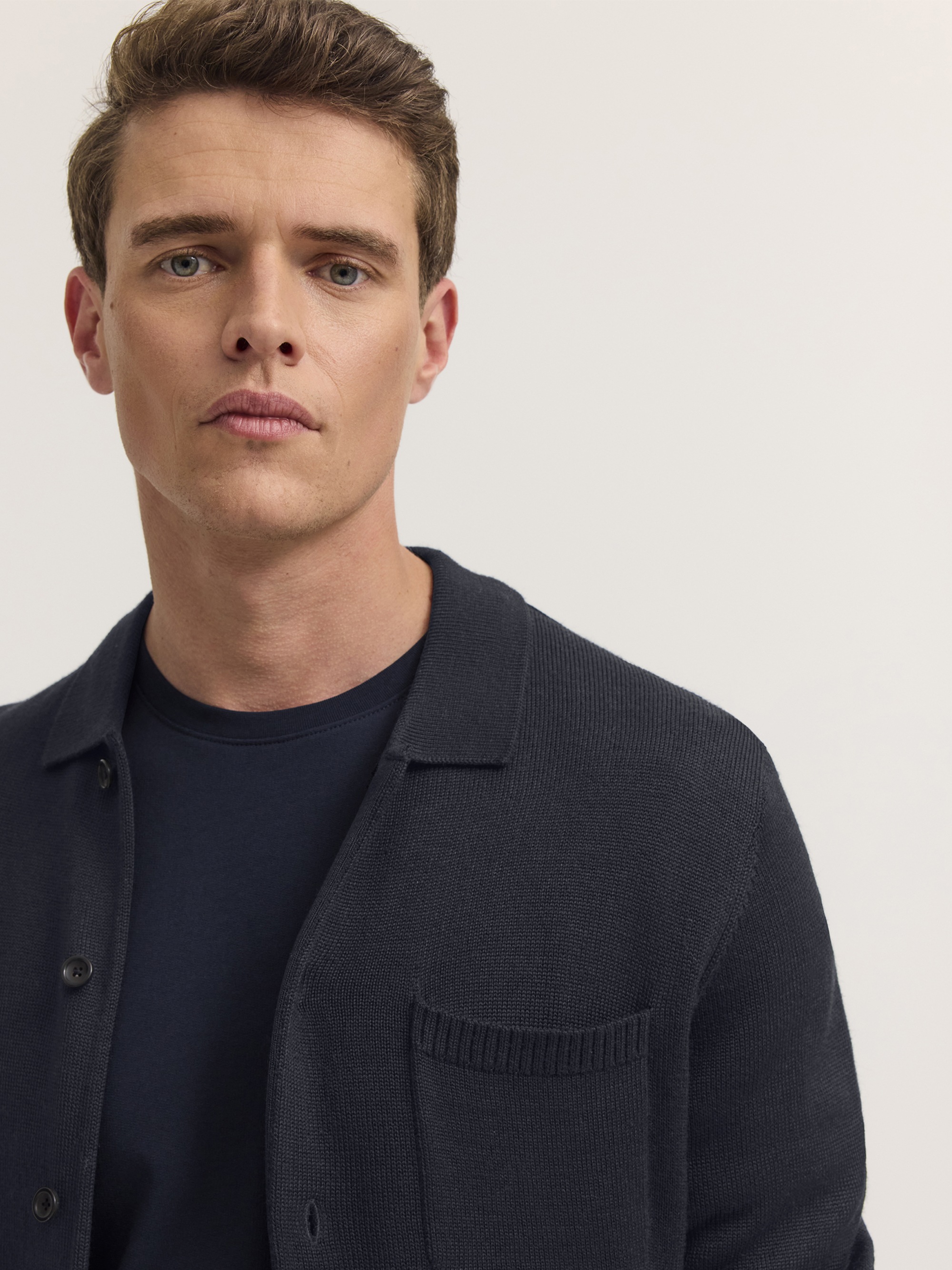 bugatti Strickjacke »Regular Fit« Regular Fit Wollmix Umlegekragen
