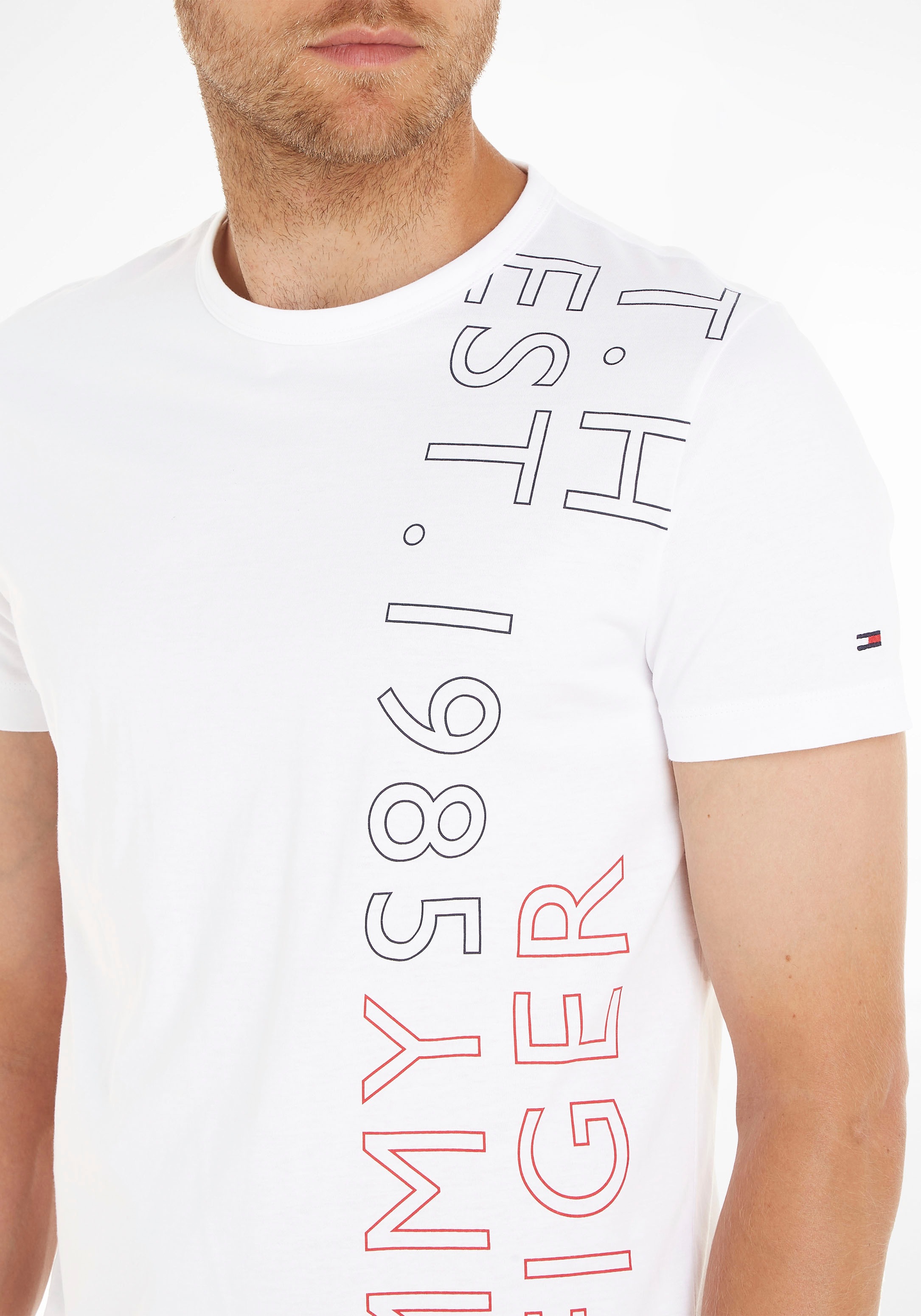 Tommy Hilfiger Rundhalsshirt »OFF PLACEMENT TEE«, mit kleiner Logostickerei  am Ärmel ▷ bestellen | BAUR | T-Shirts