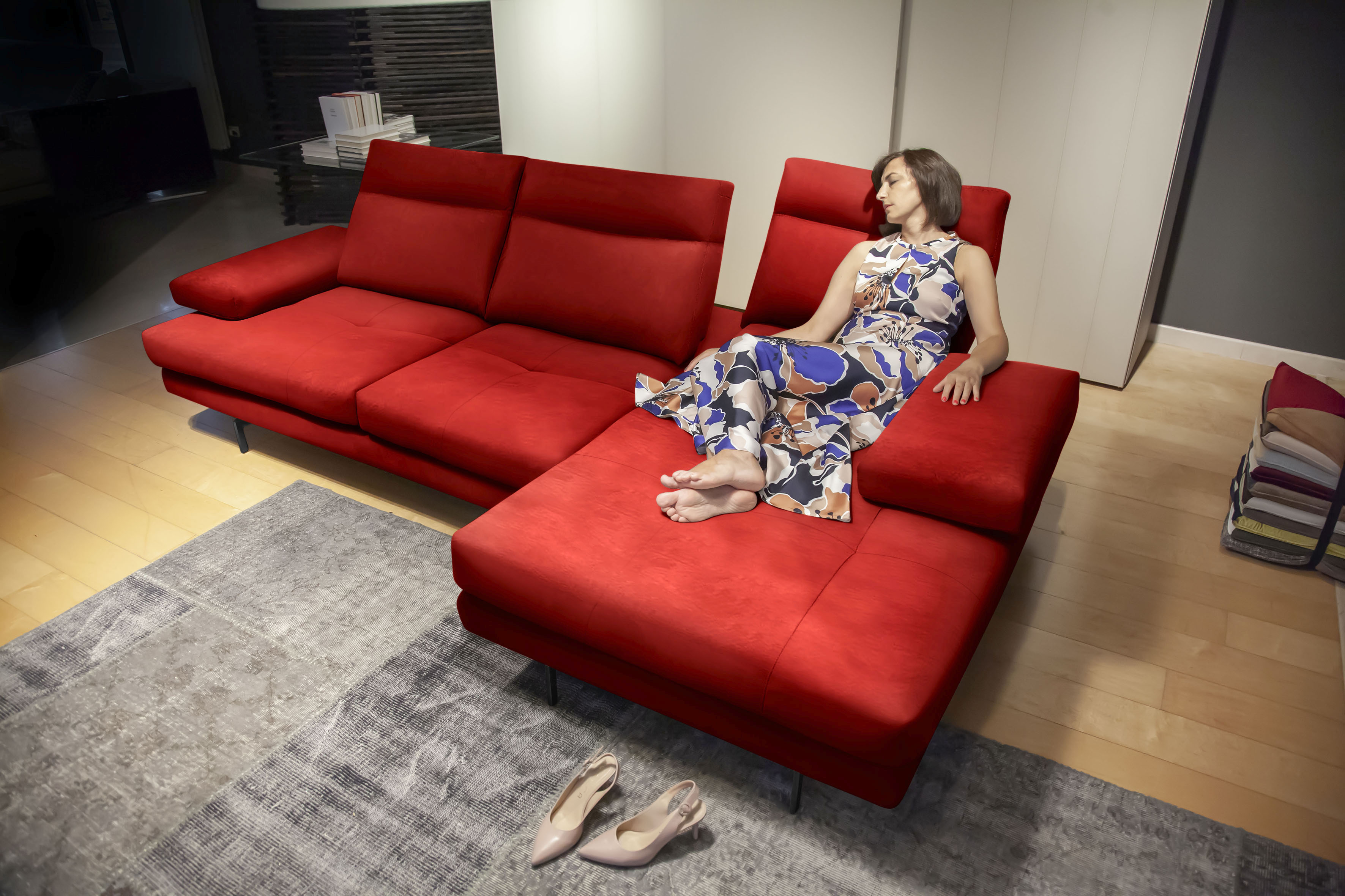 CALIA ITALIA Ecksofa "Toby Wing, B/T: 308/153 cm, Multifunktionssofa, Designsofa, L-Form" inkl. Sitztiefenverstellung und Armlehnfunktion, Füße in schwarz matt