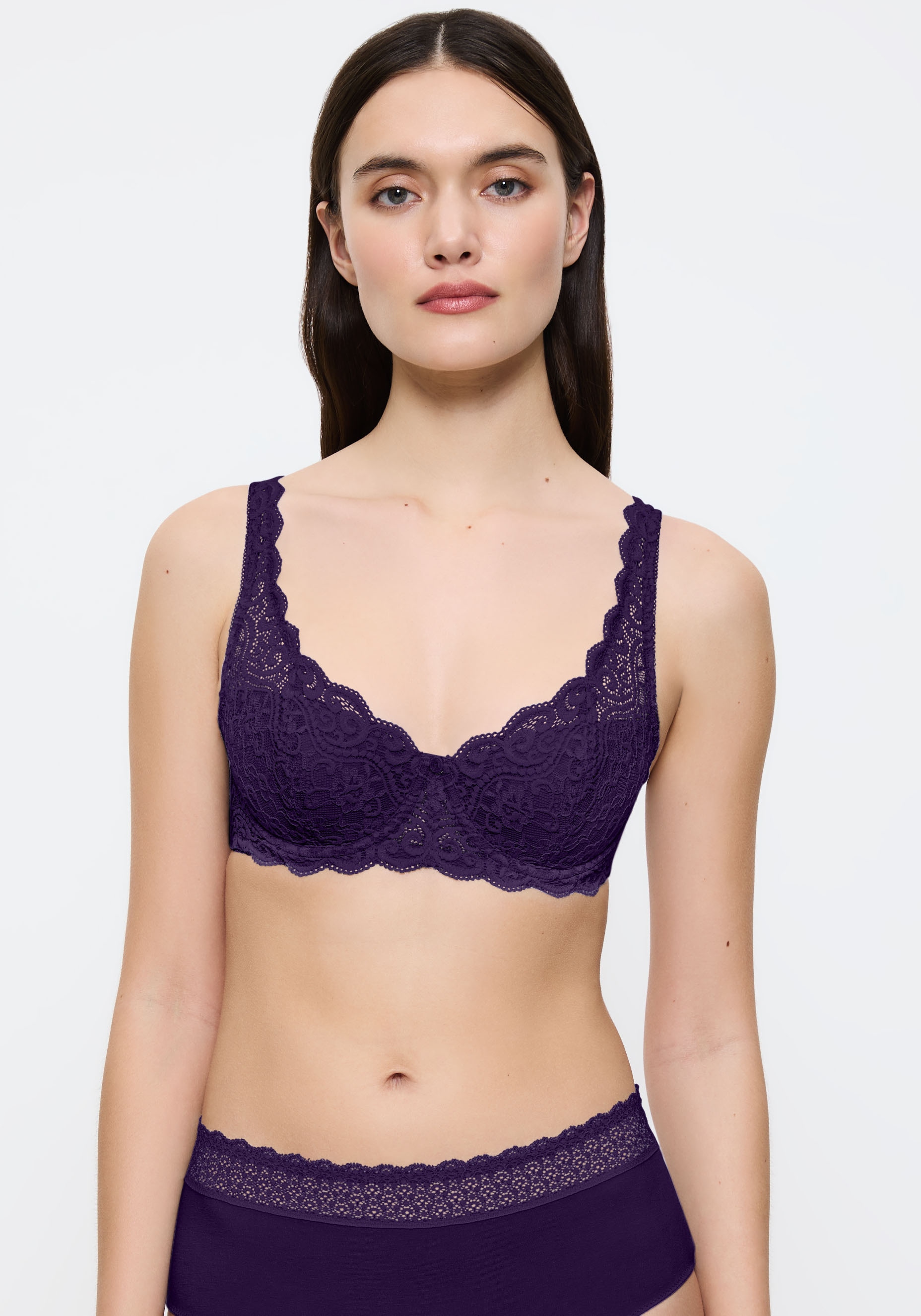 Triumph "Amourette" Stretch-Spitze, weich, feminin, breite Träger günstig online kaufen