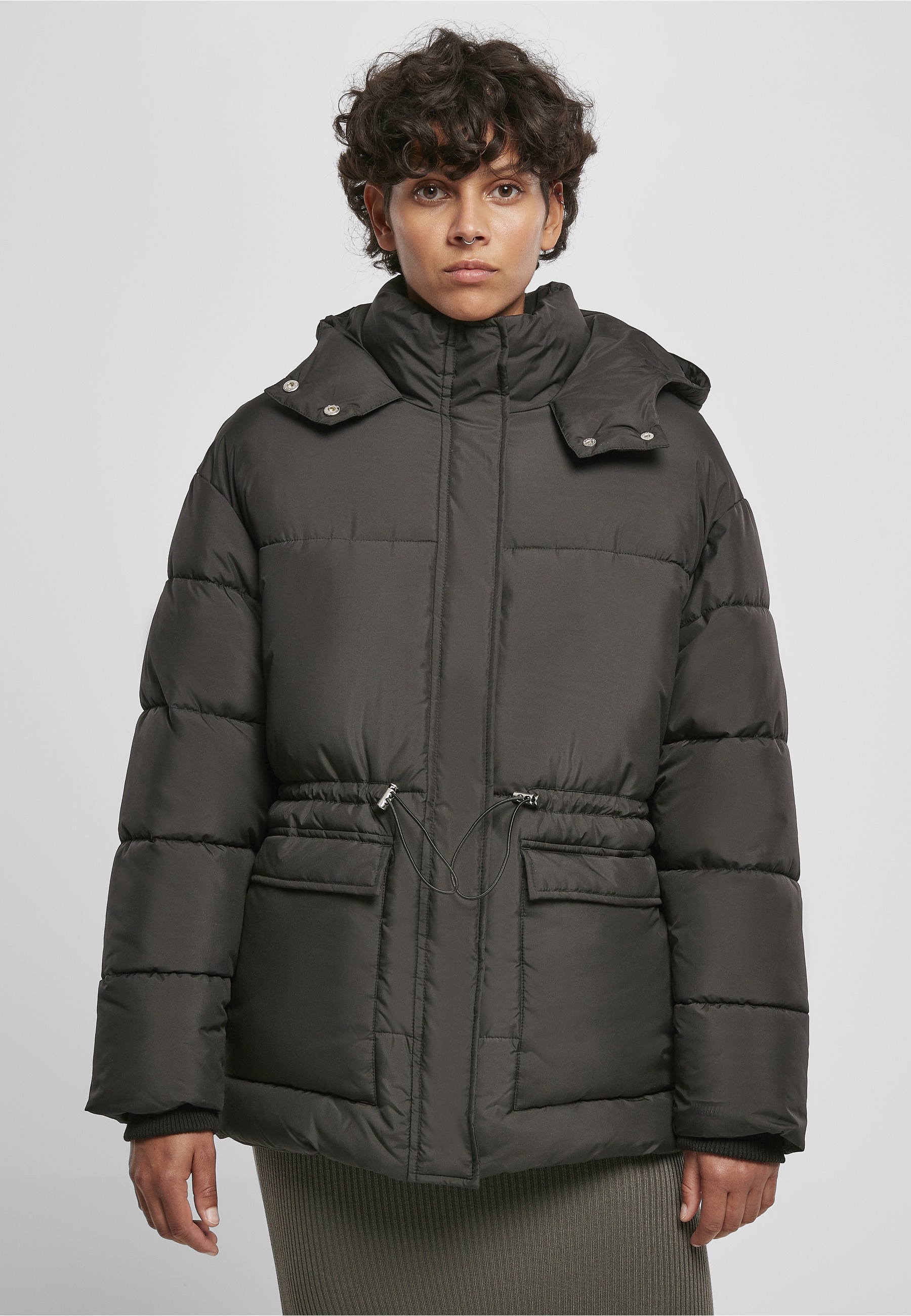 URBAN CLASSICS Winterjacke »Urban Classics Damen Ladies Waisted Puffer Jacket« 1 Stk. tlg. mit Kapuze
