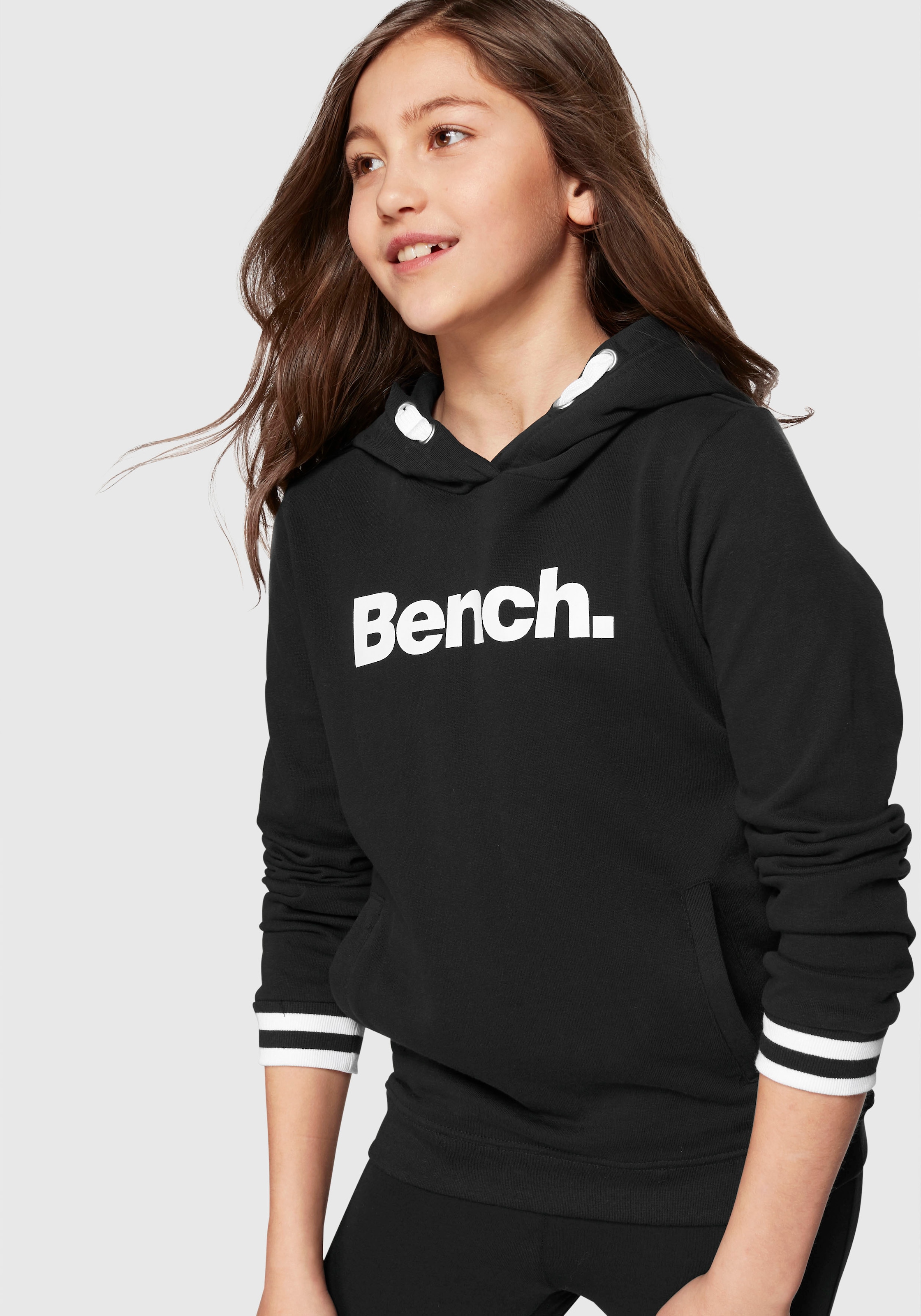 Black Friday Bench. Kapuzensweatshirt, mit Frontdruck | BAUR