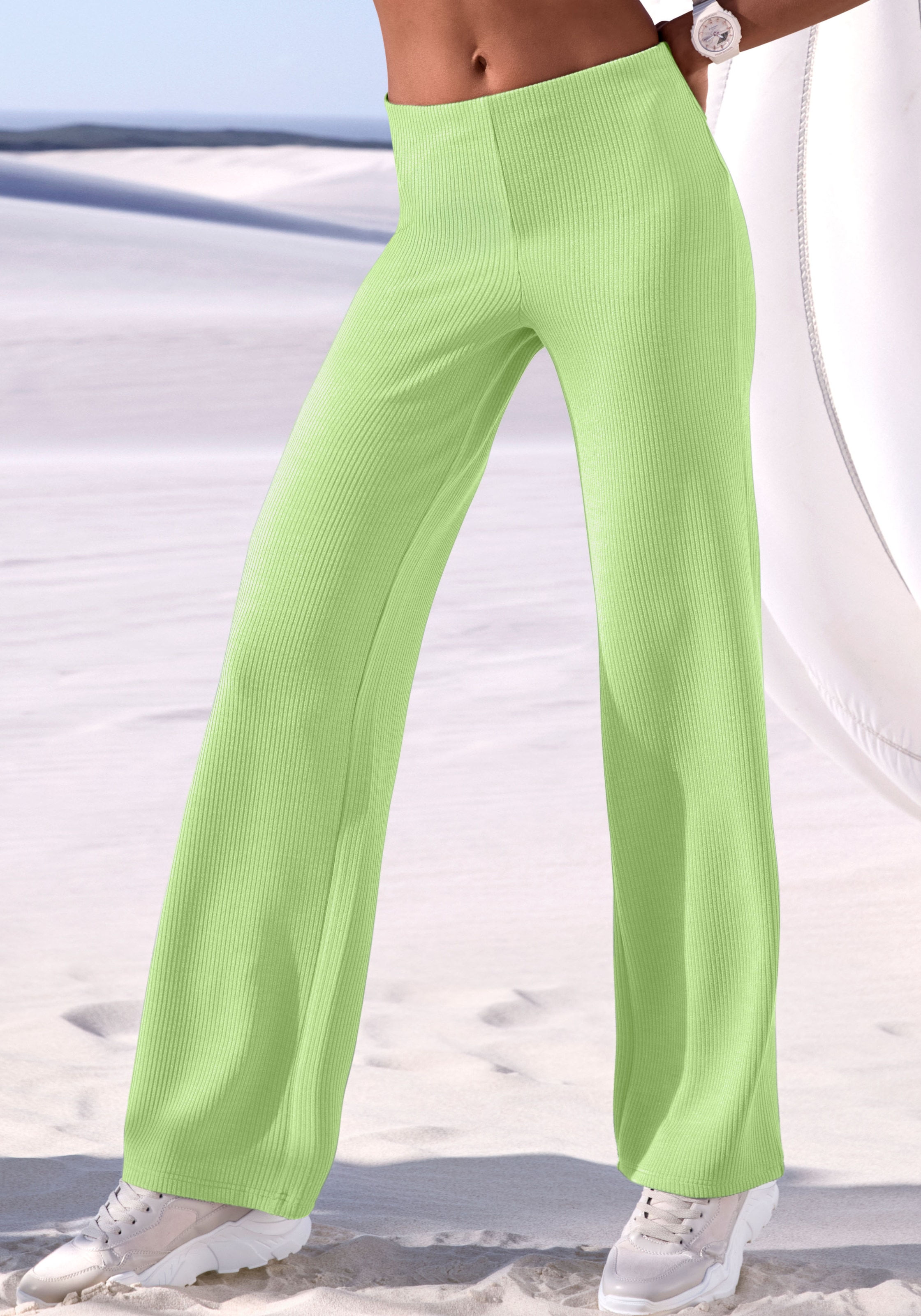 LASCANA ACTIVE Sporthose  aus elastischer Rippstruktur