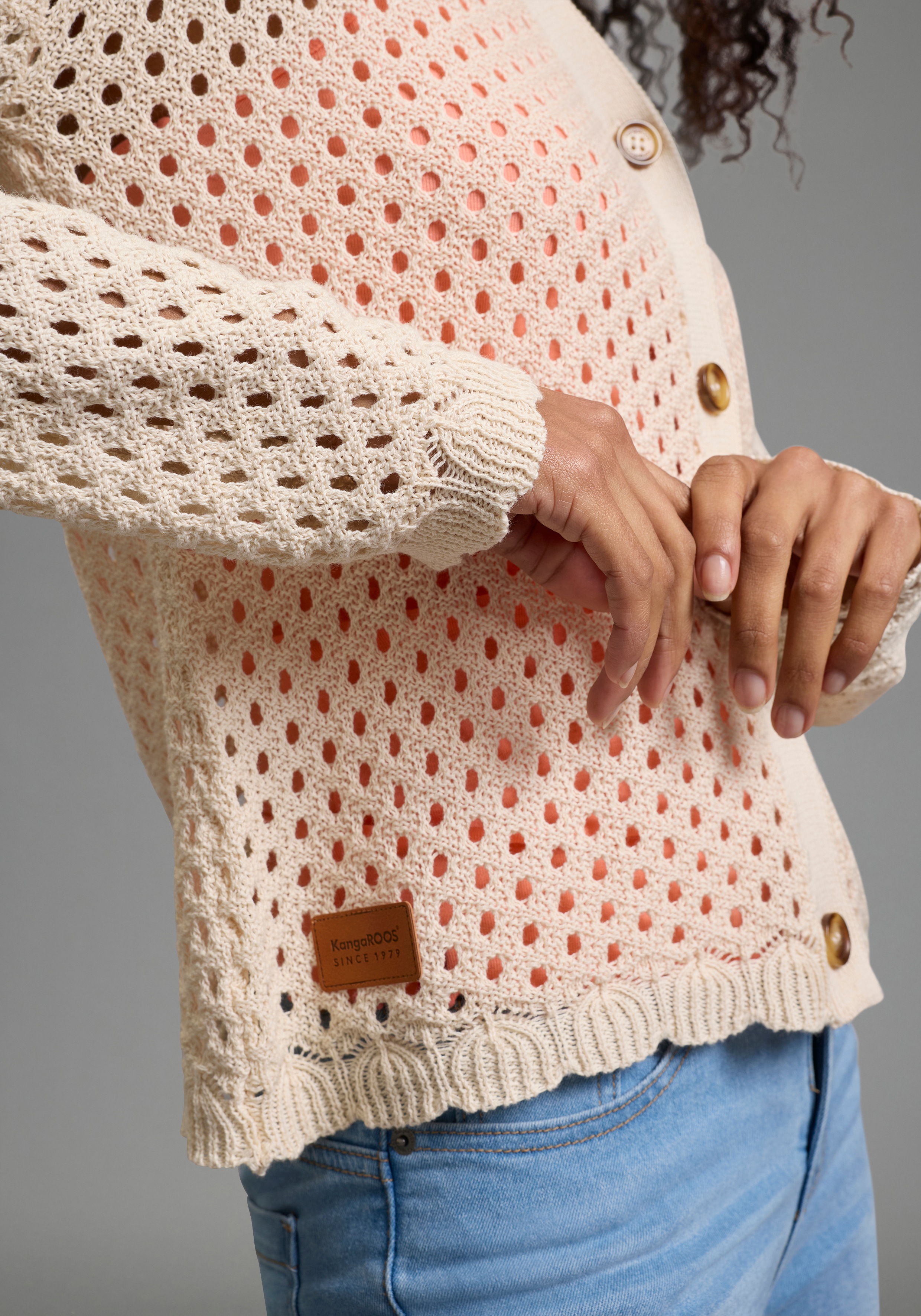 Thumbnail - KangaROOS Ajourstrickjacke casual Stil, Langarm, bequeme Passform, Ajourstrick