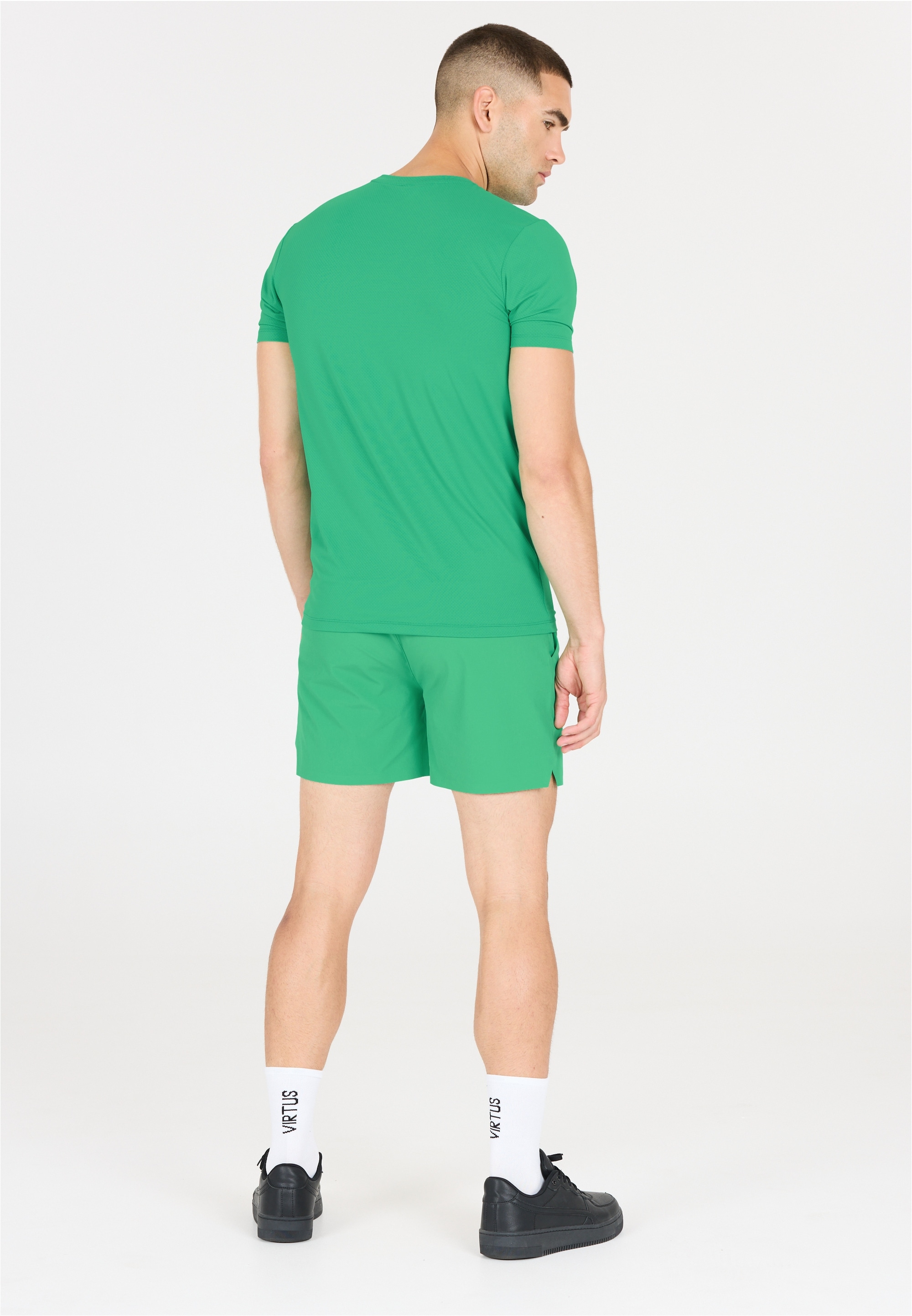 Virtus Shorts »Berk«, mit Quick-Dry-Funktion