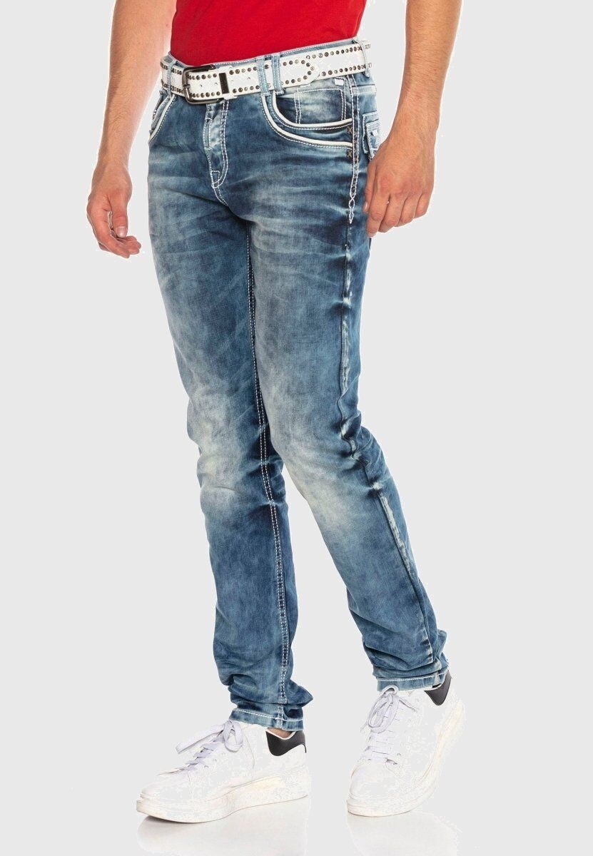 Cipo & Baxx 5-Pocket-Jeans »Jeans«, in Regular-Fit