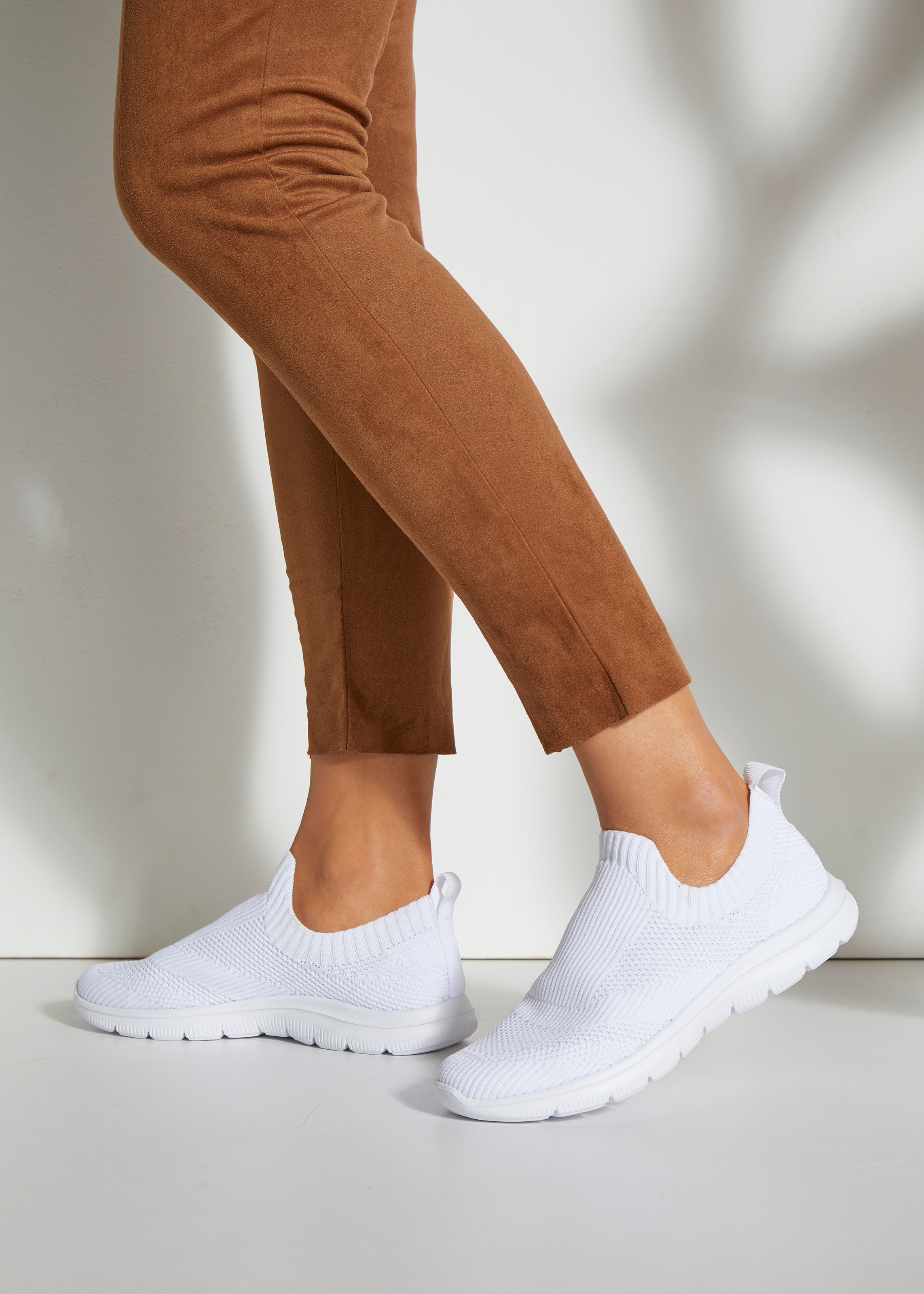 LASCANA Sneaker "Slip-On-Sneaker," Slipper, Halbschuh ultraleicht und zum R günstig online kaufen