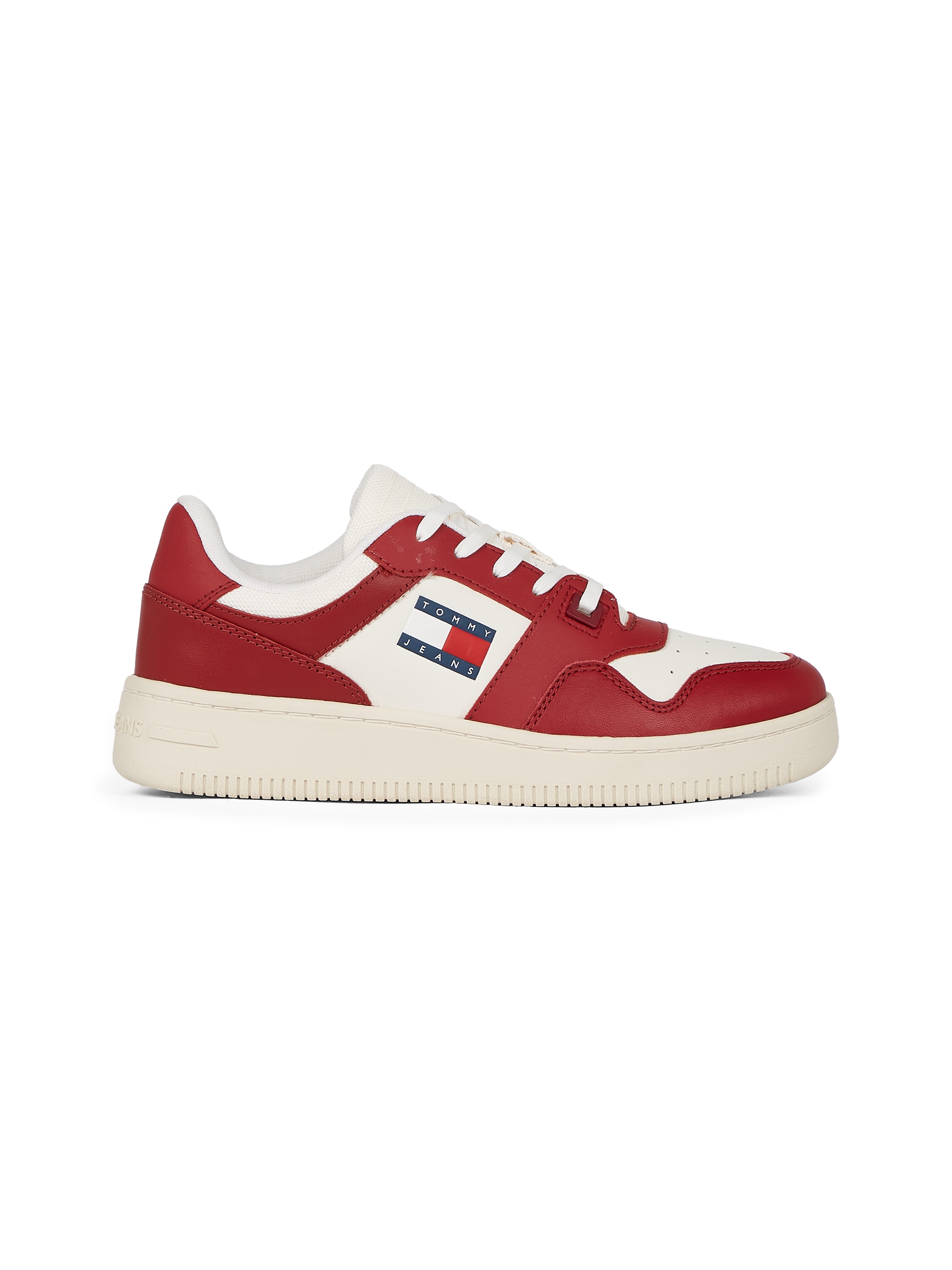 Tommy Jeans Plateausneaker »TJW RETRO BASKET ESS«, Freizeitschuh, Halbschuh, Schnürschuh mit seitlicher Logoflagge