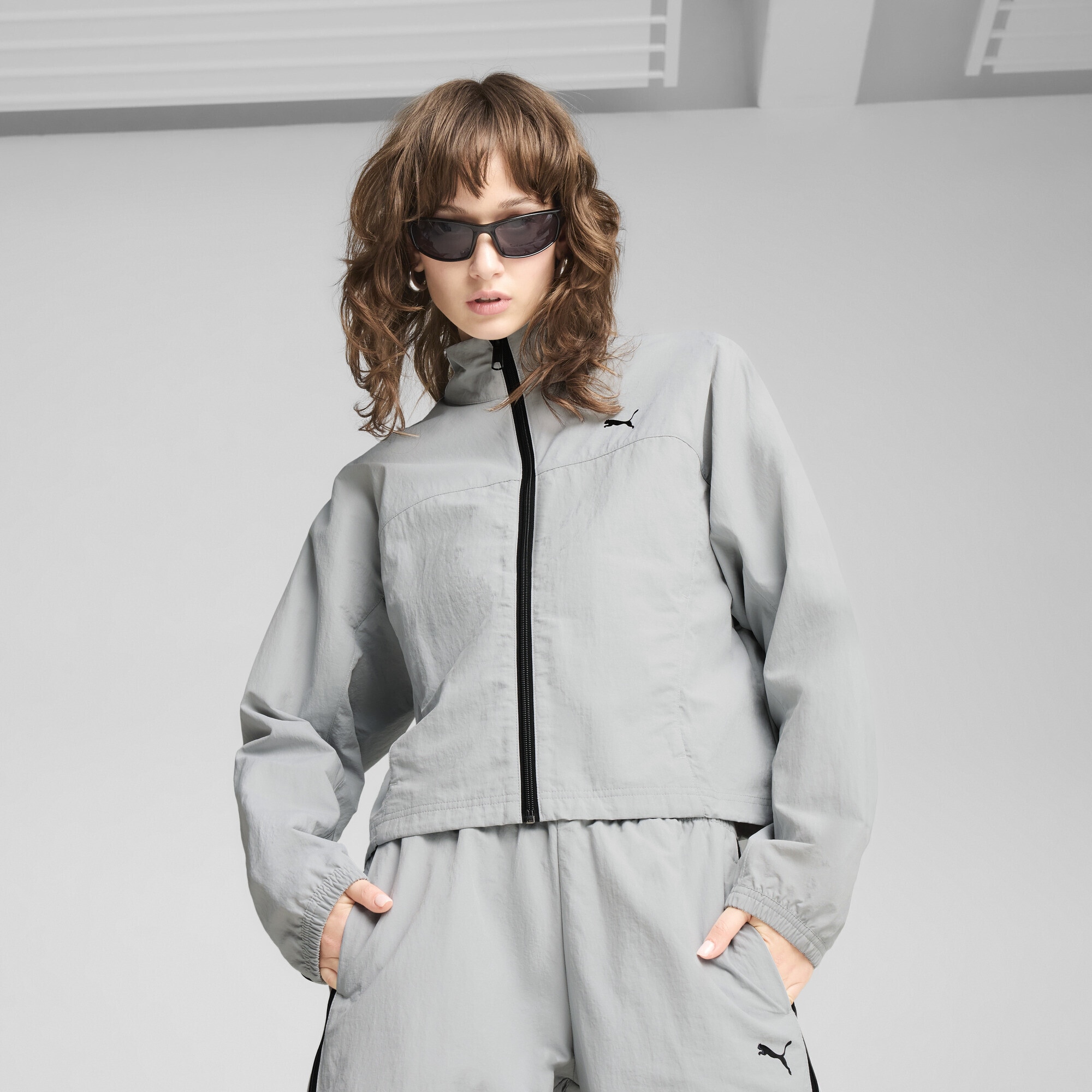 PUMA Trainingsjacke »DARE TO Oversized-Jacke mit variabler Länge Damen«