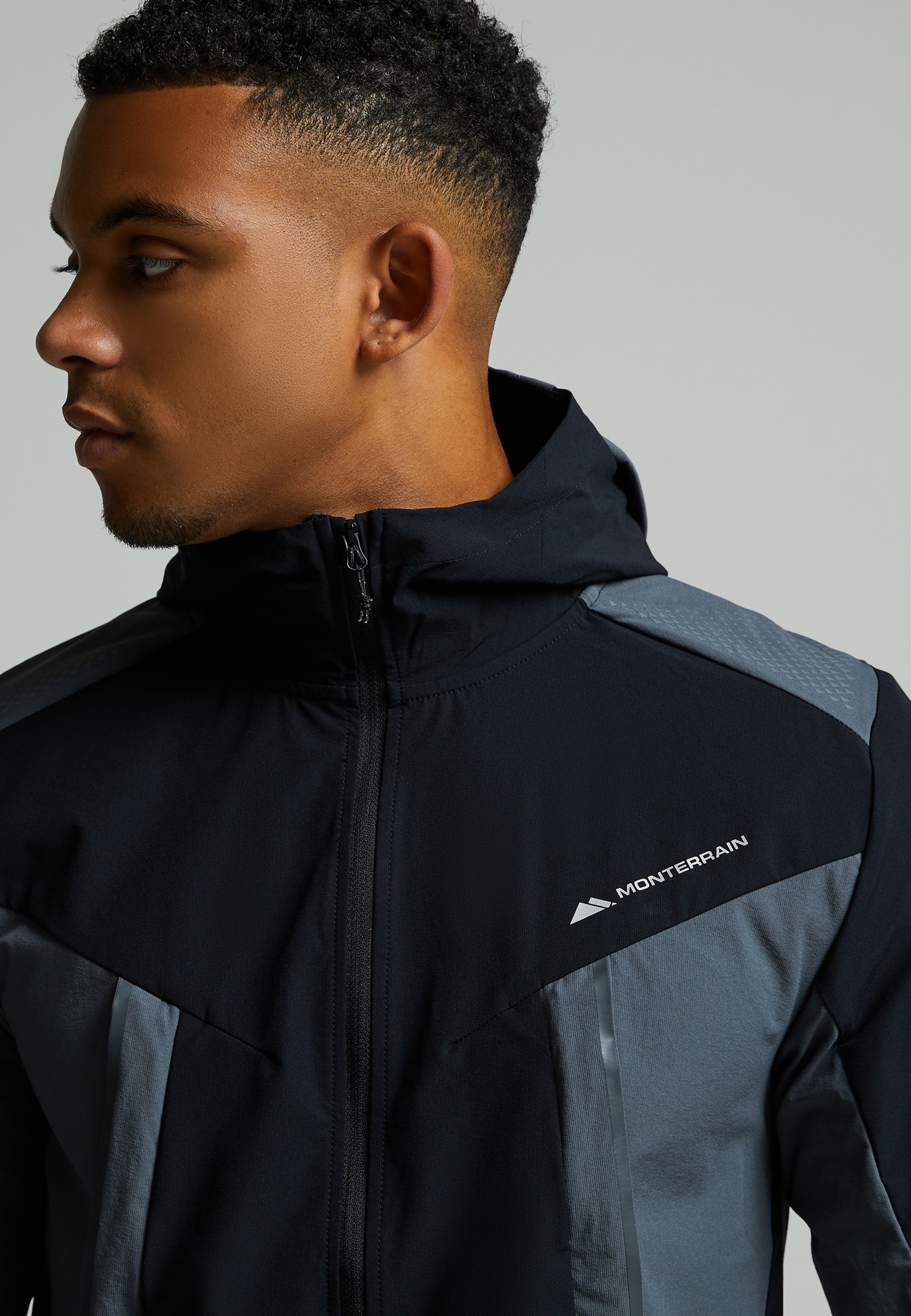 Monterrain Outdoorjacke »Monterrain DYNAMIC 2.0 WOVEN HOODY« 1 Stk. tlg. mit Kapuze