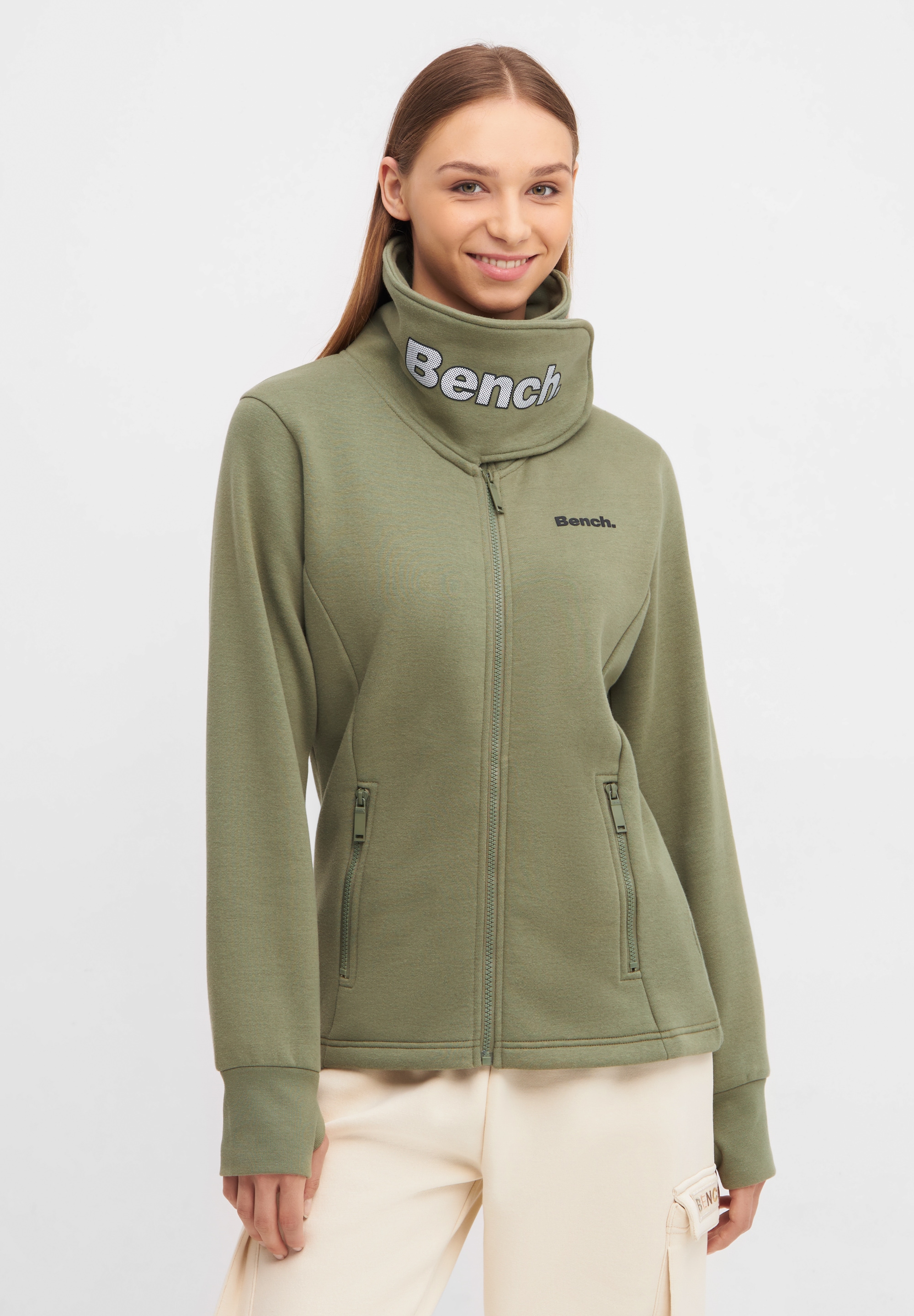 Bench. Sweatjacke "HAYLO"