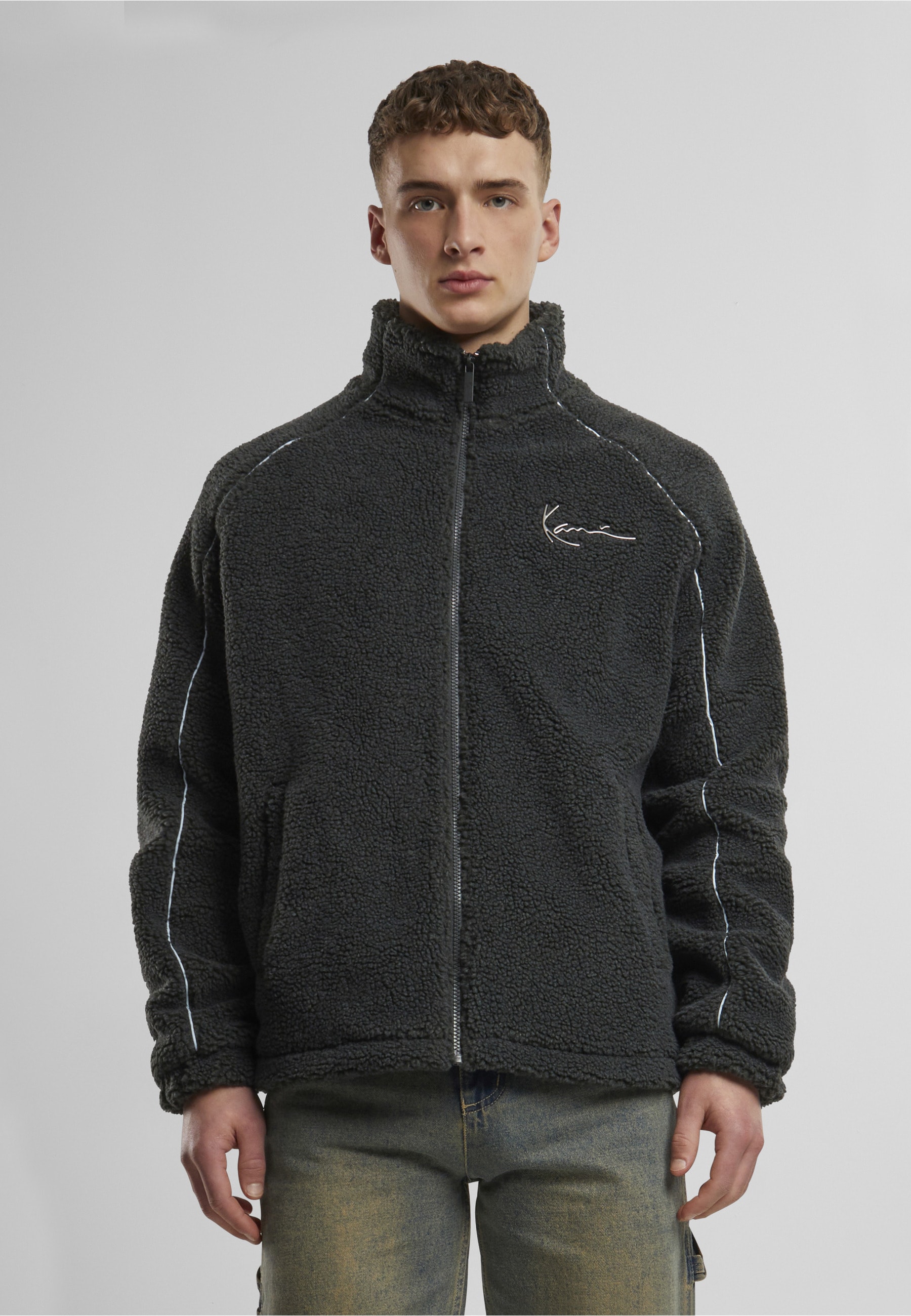 Karl Kani Allwetterjacke »Karl Kani Karl Kani Metal Signature Teddy Jacket« 1 Stk. tlg. mit Kapuze