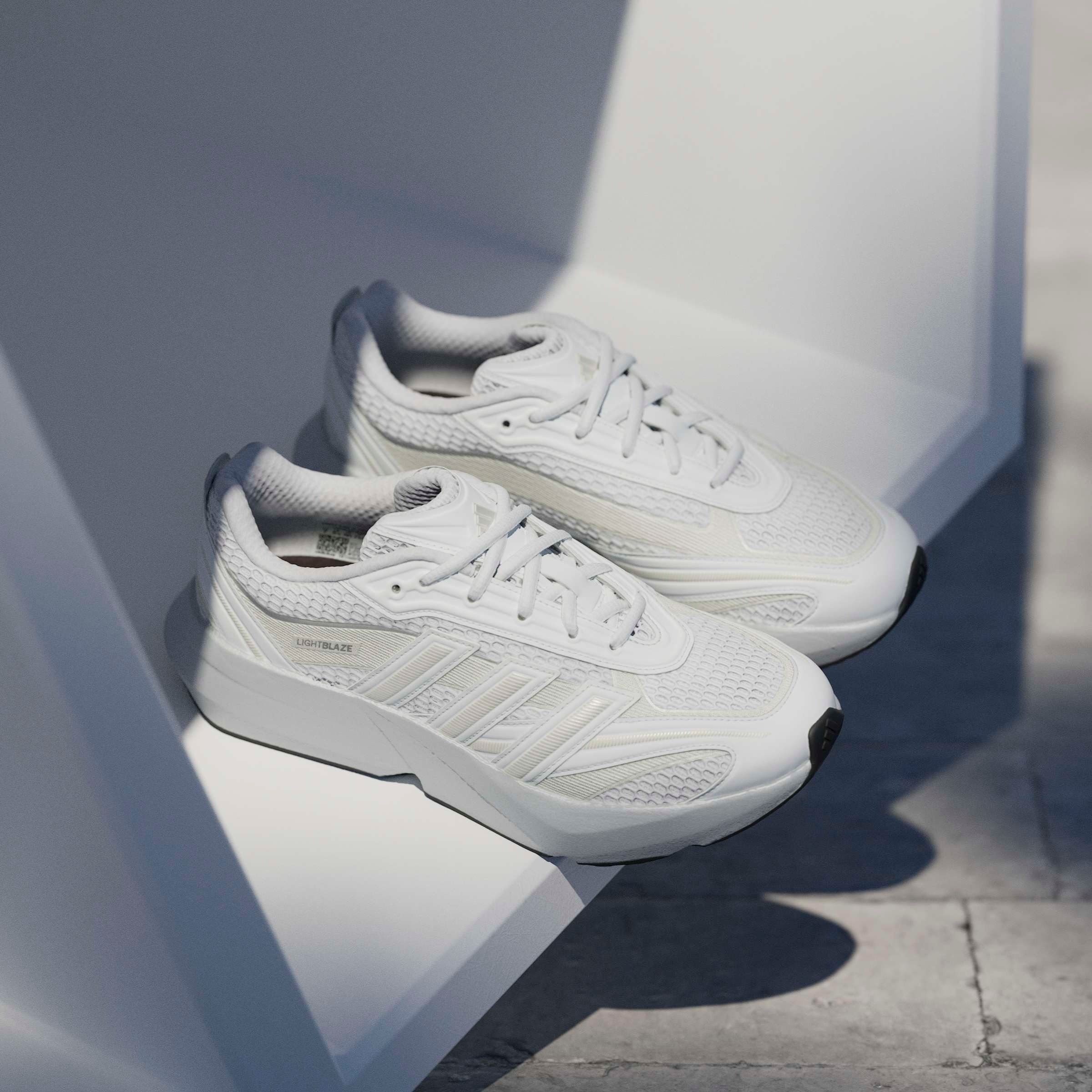adidas Sportswear Sneaker »LIGHTBLAZE GLOW E«