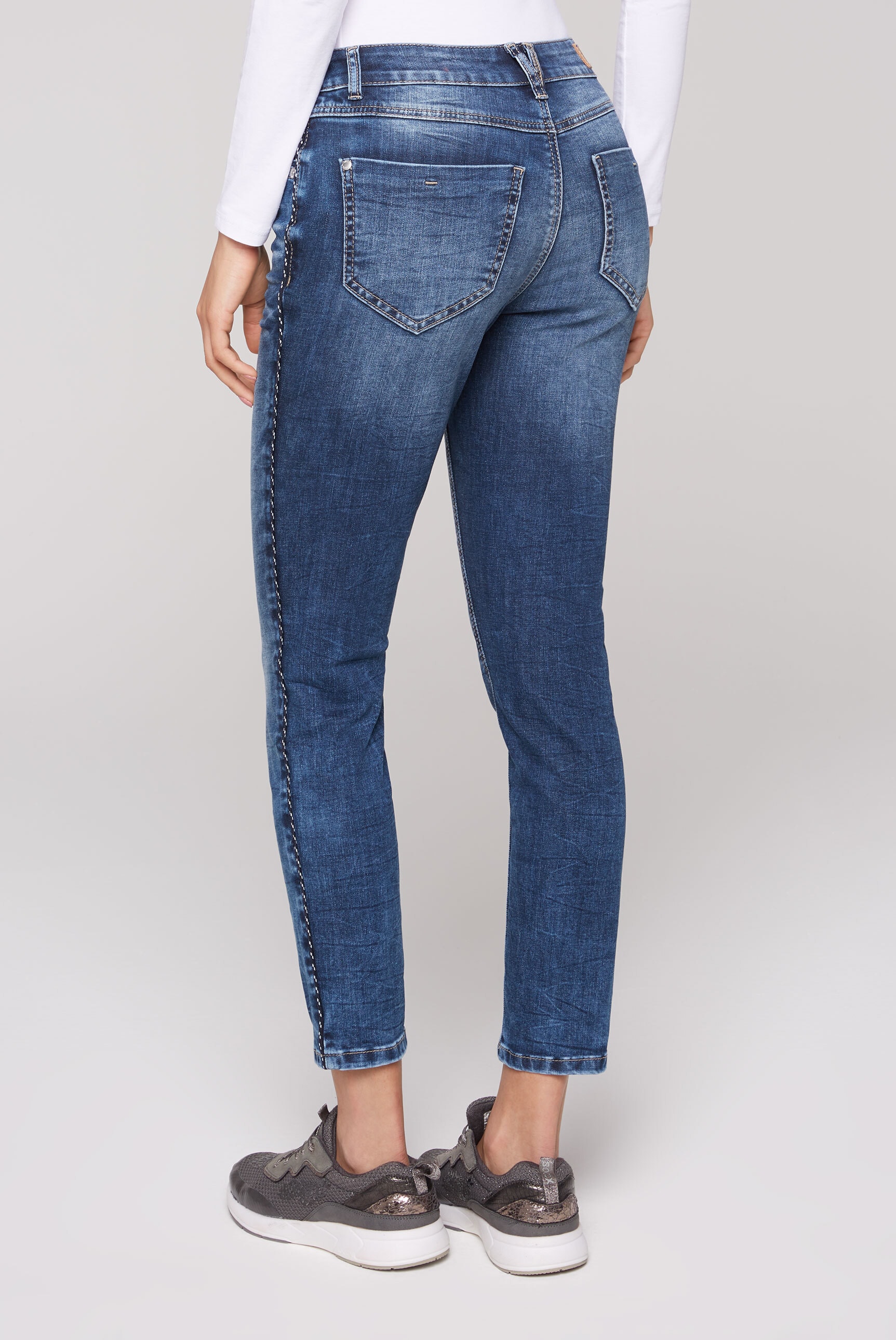 SOCCX Regular-fit-Jeans, mit Vintage-Waschung